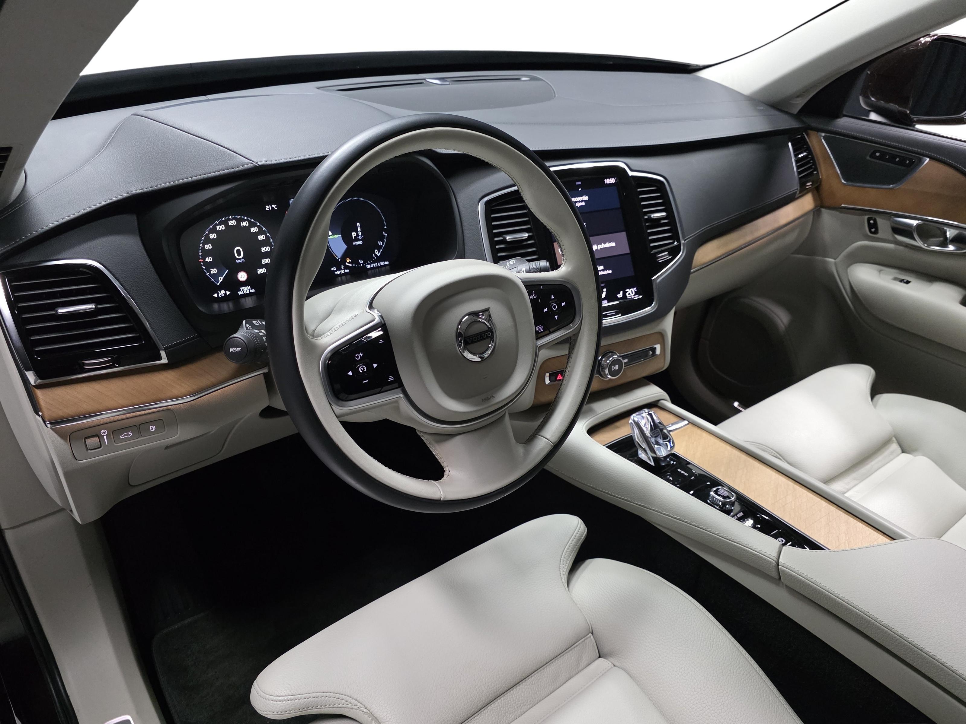 Volvo XC90 8