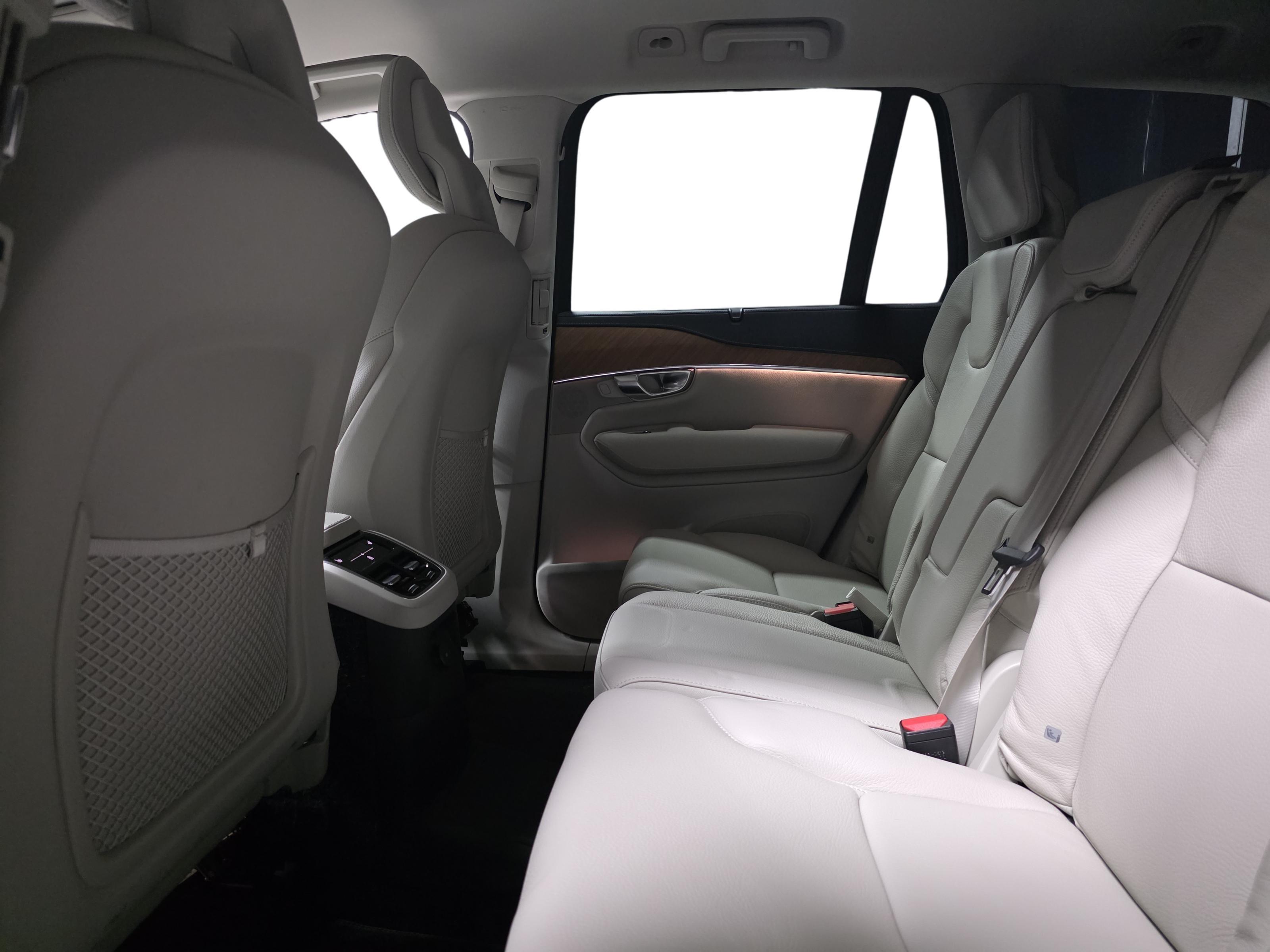 Volvo XC90 9