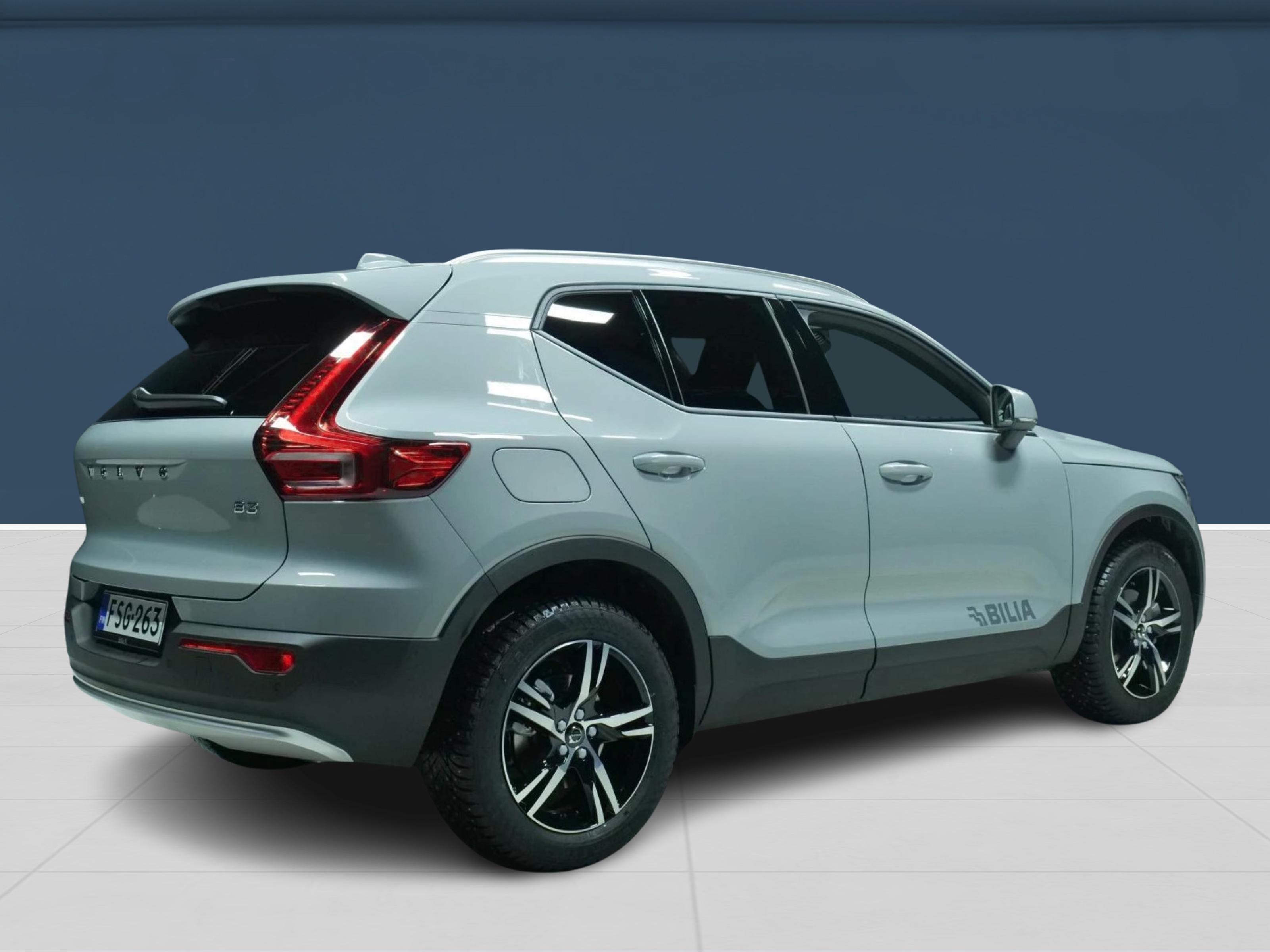 Volvo XC40 4