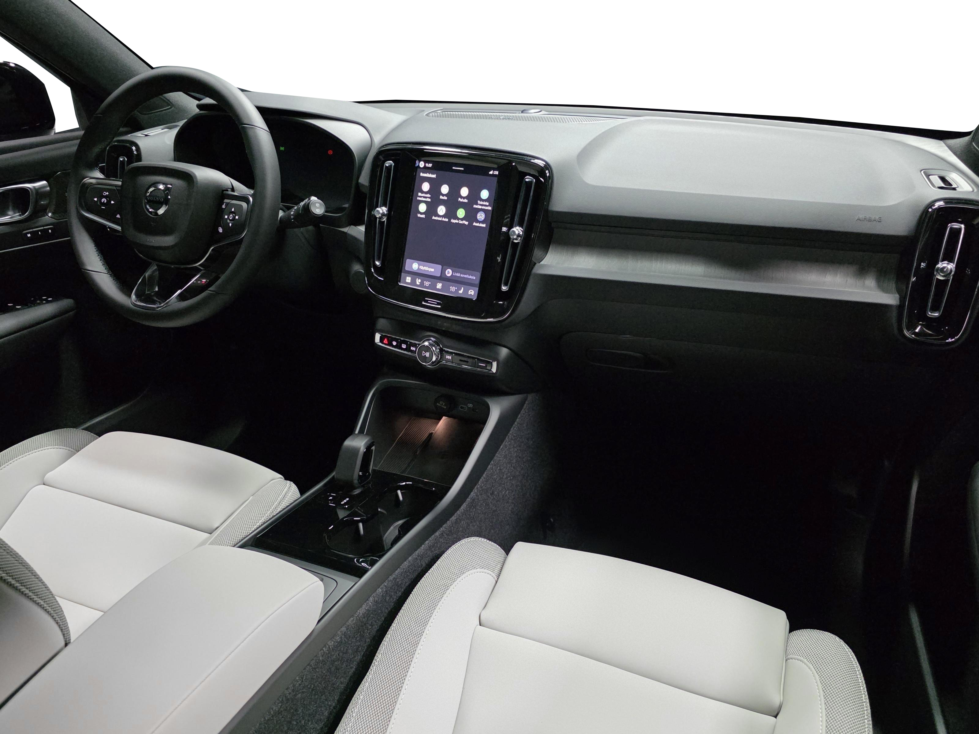Volvo EX40 16
