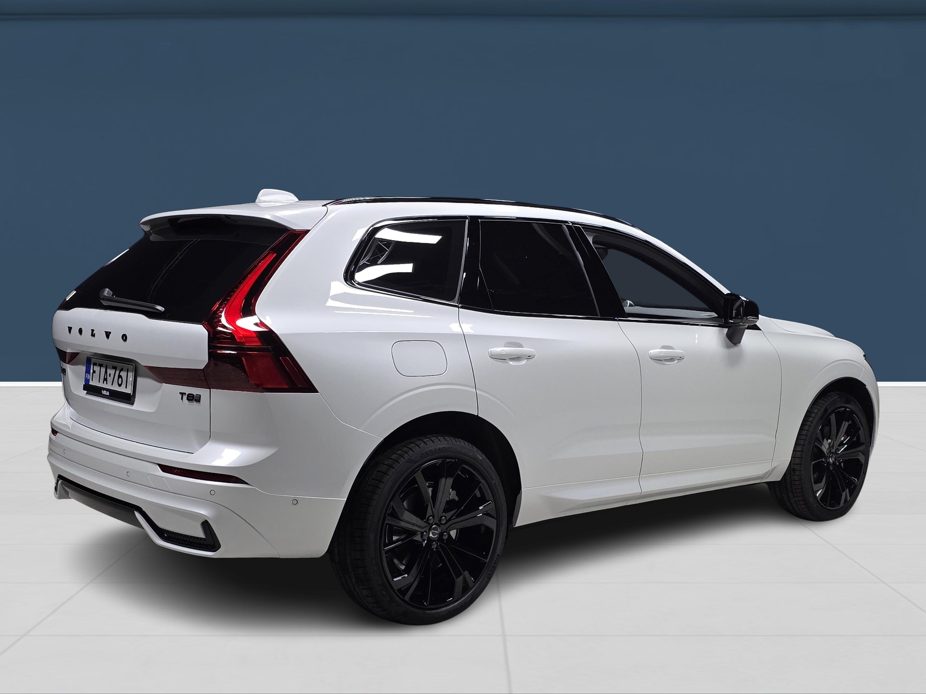 Volvo XC60 4