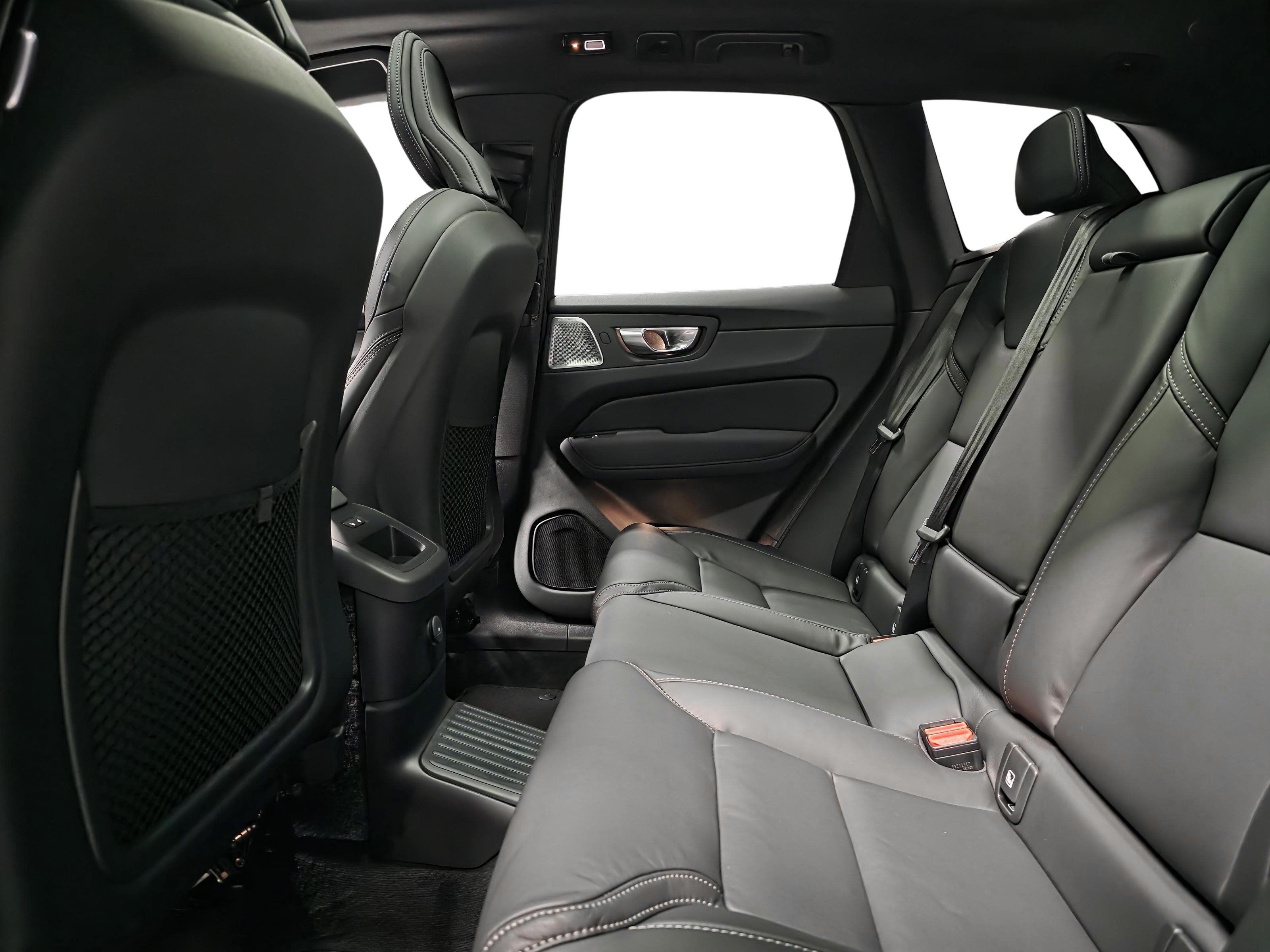 Volvo XC60 9