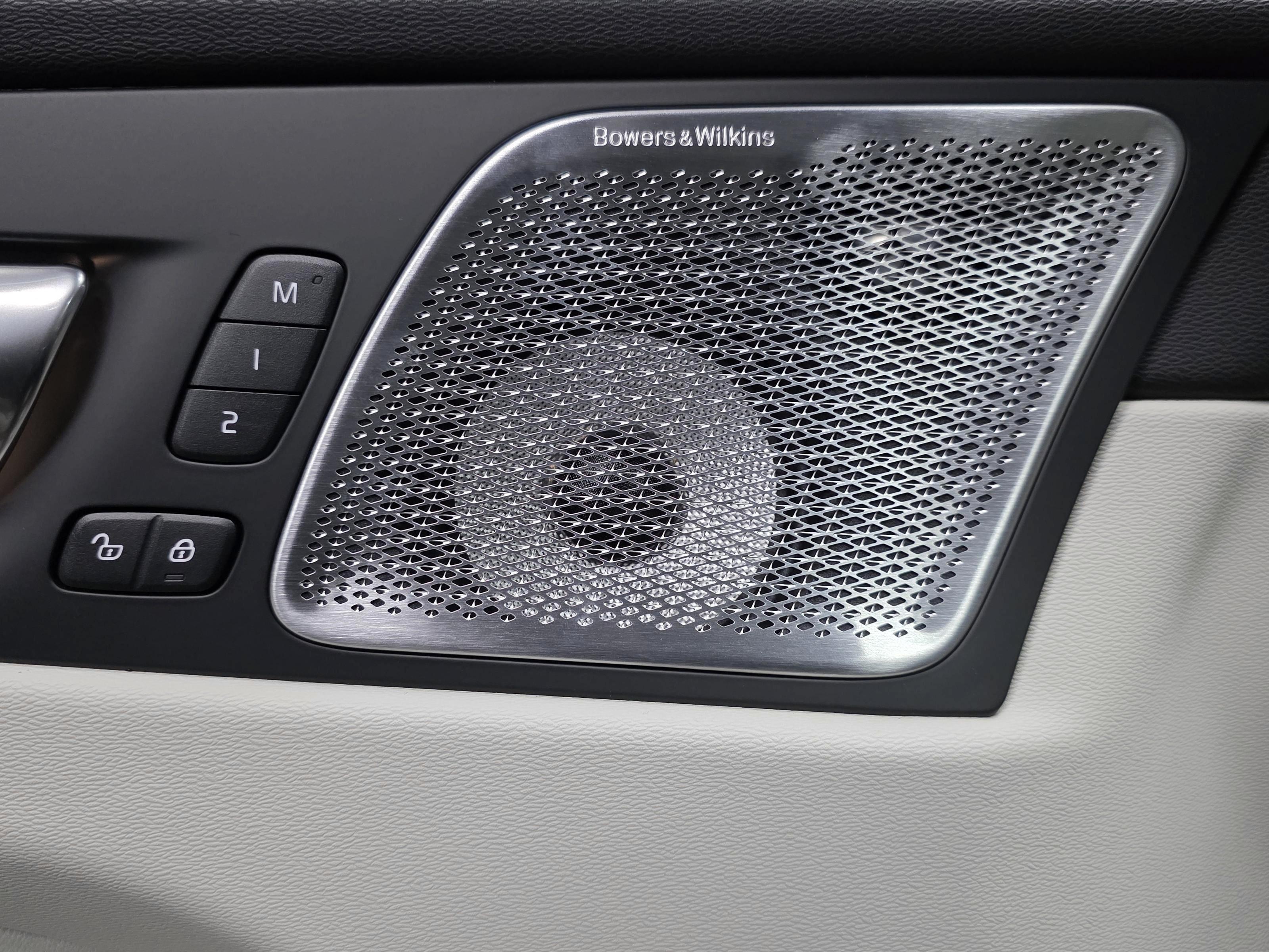 Volvo XC60 14