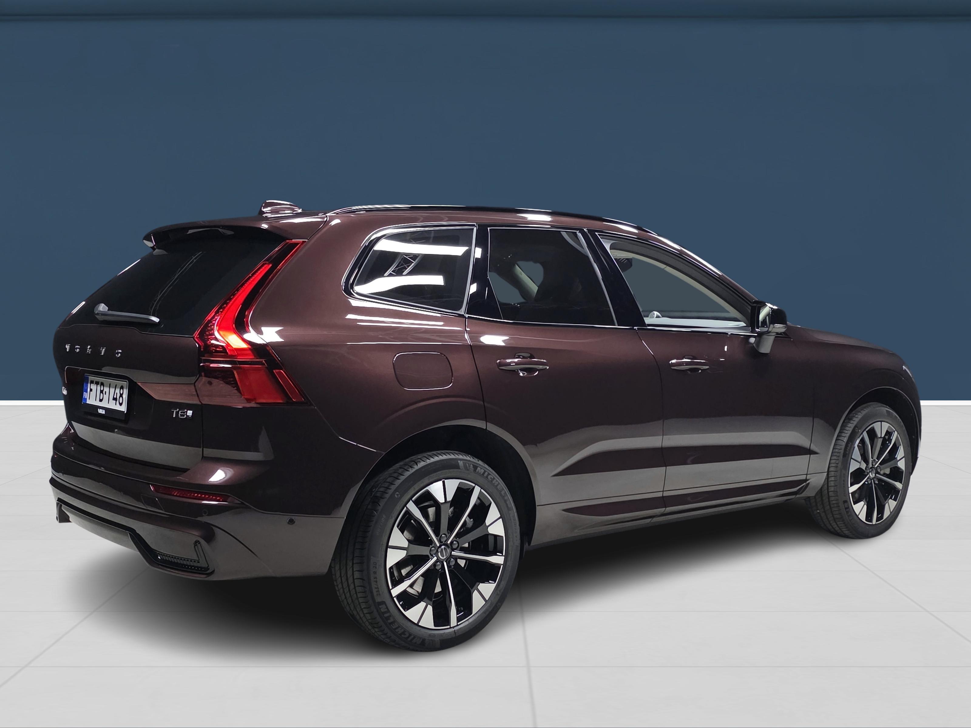 Volvo XC60 4