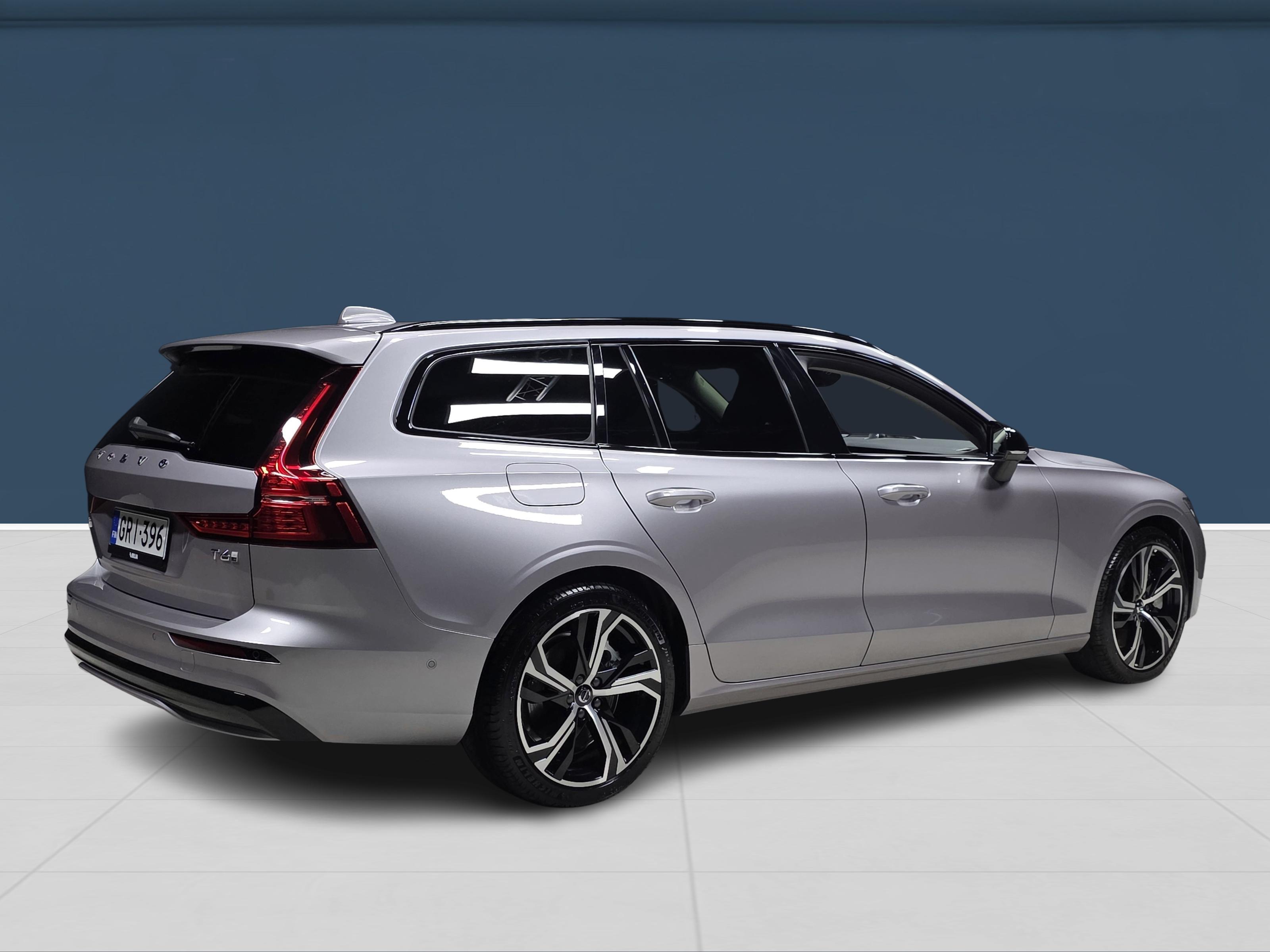 Volvo V60 4