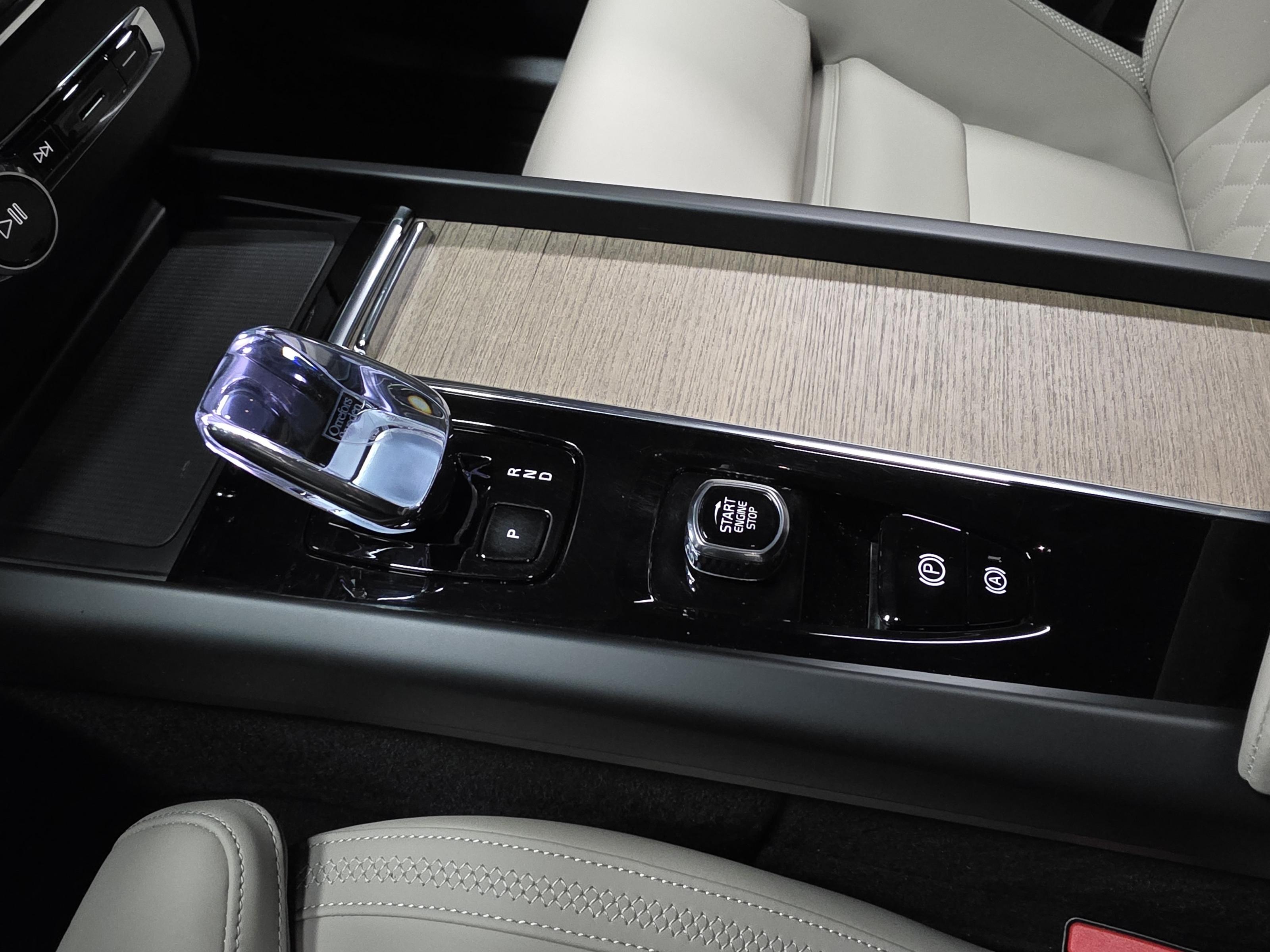 Volvo XC60 15