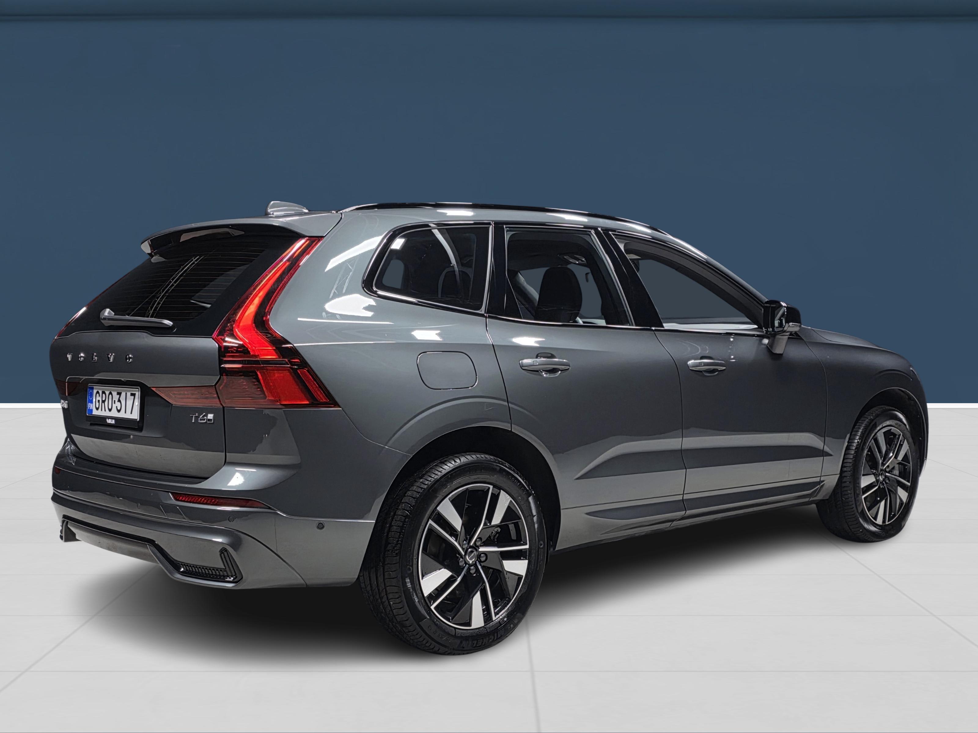 Volvo XC60 4
