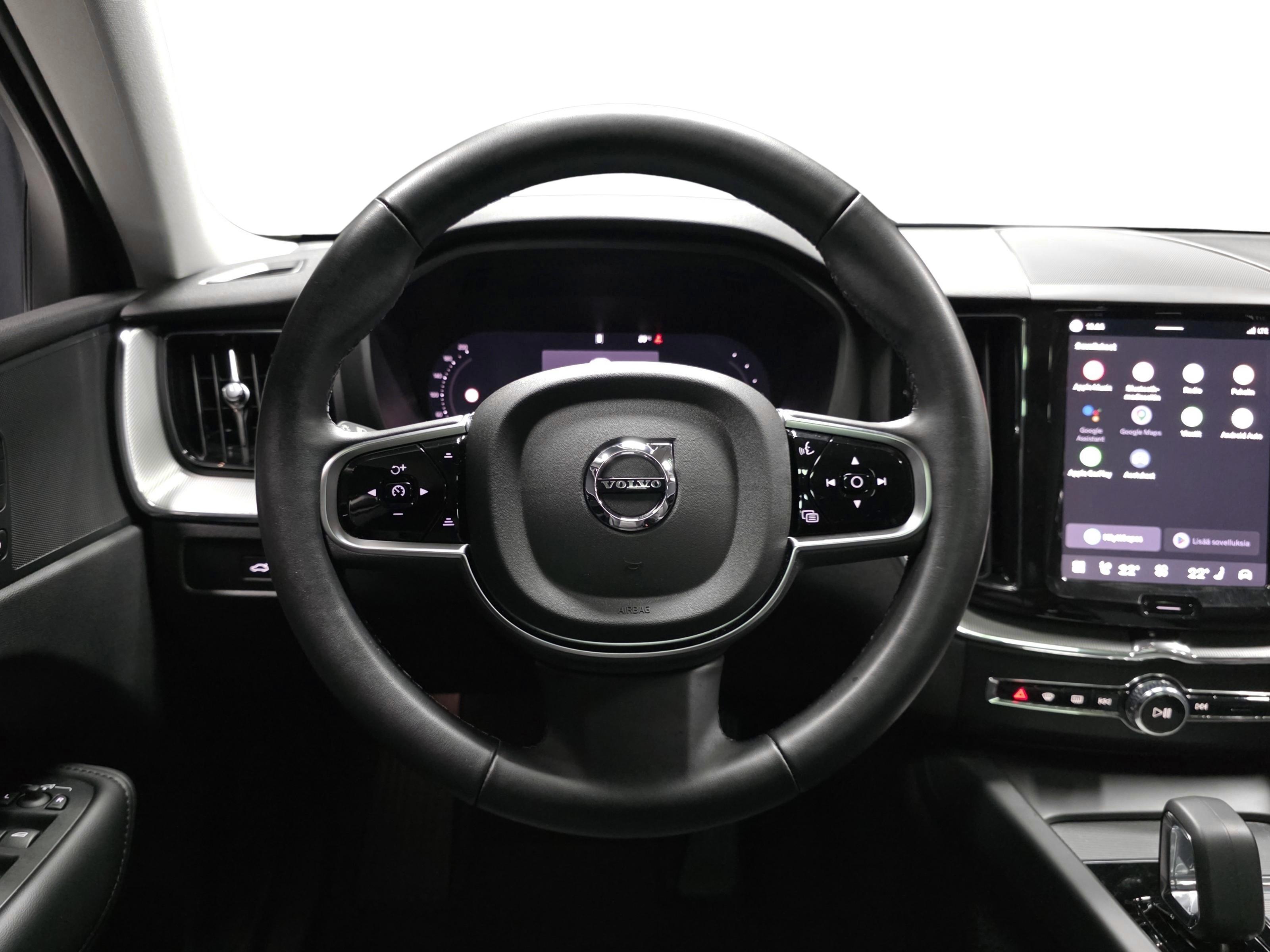 Volvo XC60 10