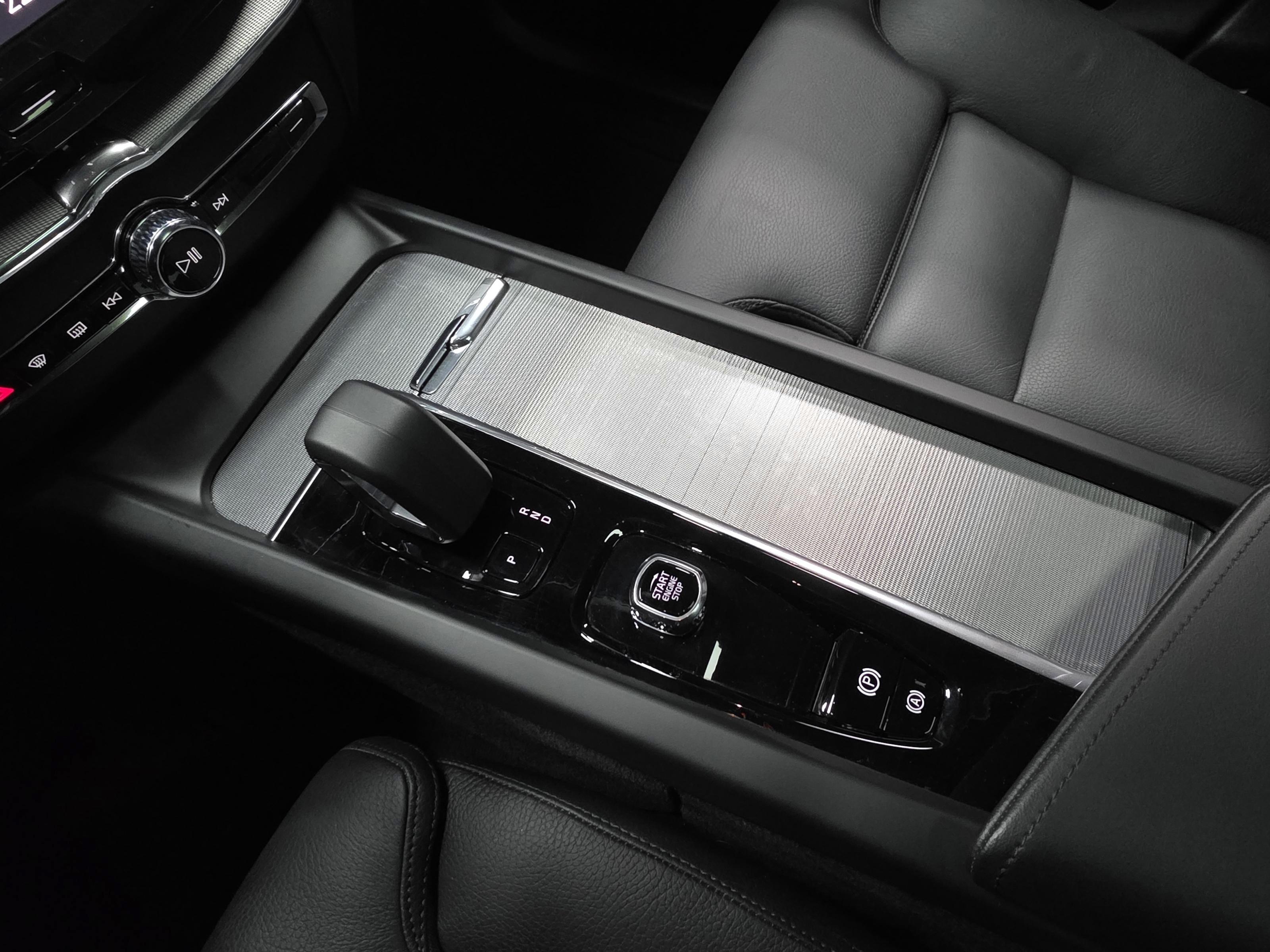 Volvo XC60 14