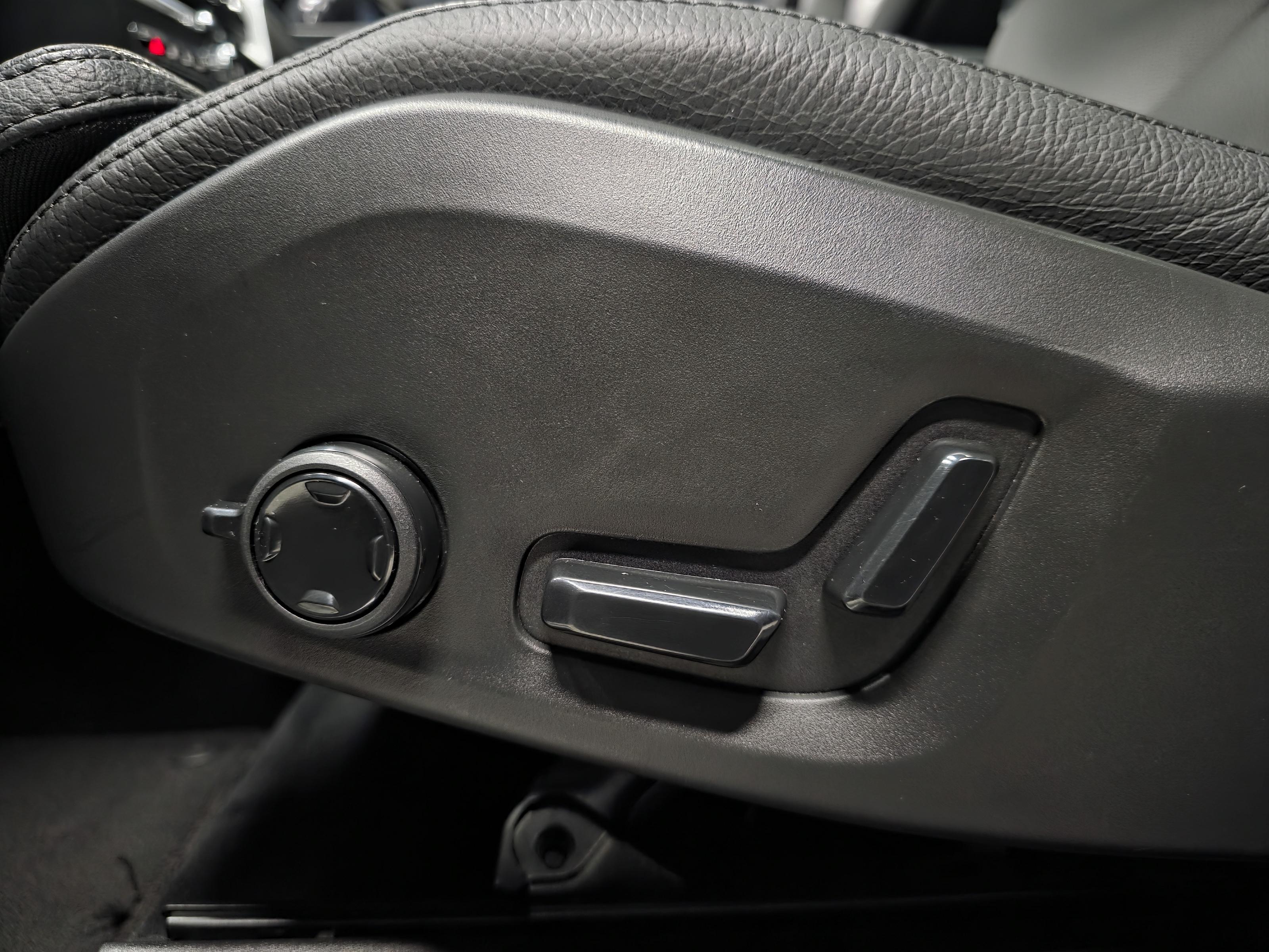 Volvo XC60 15