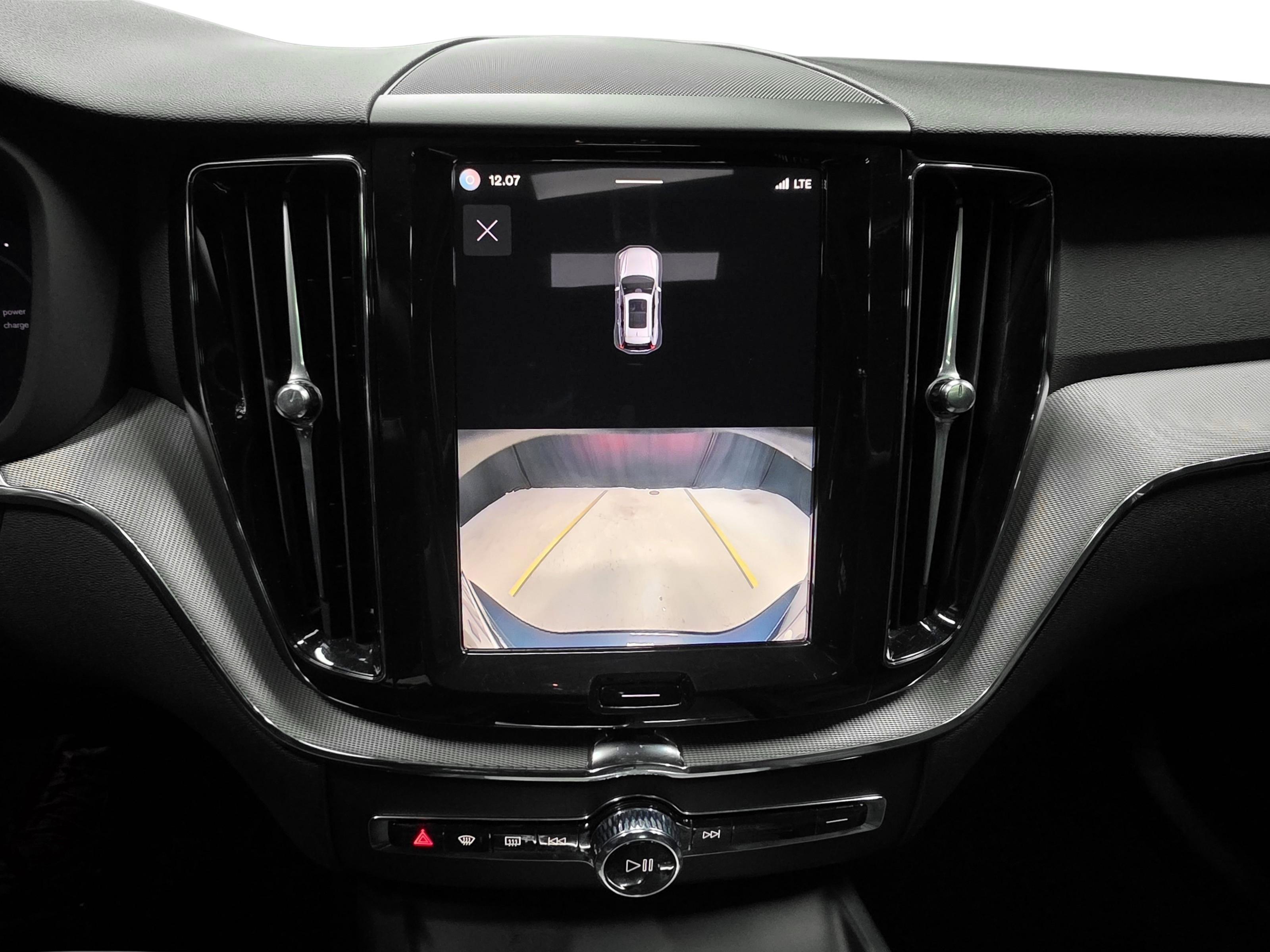Volvo XC60 13