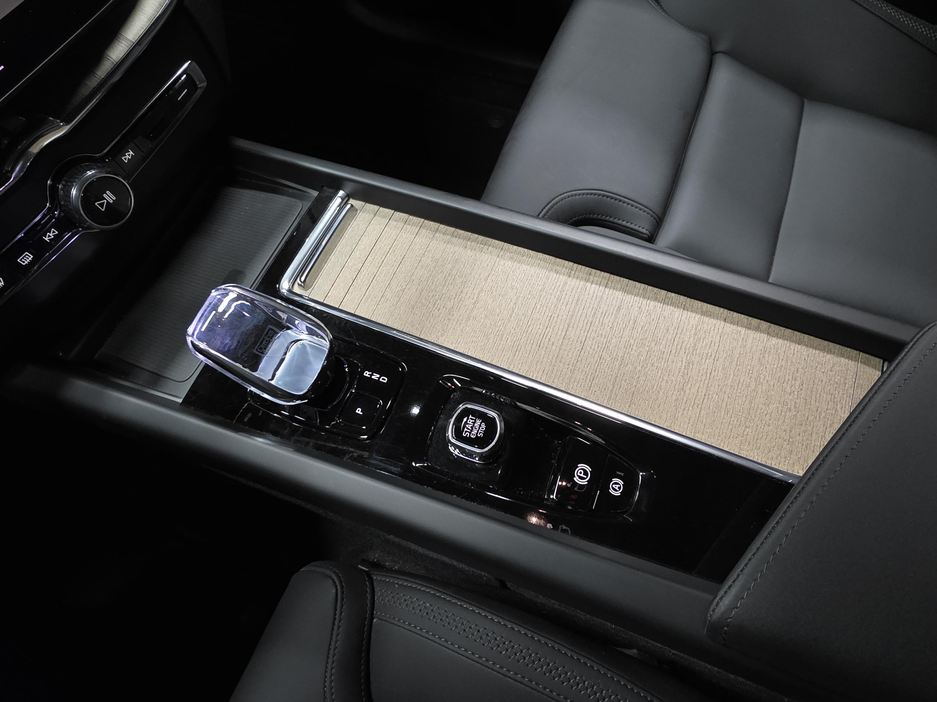 Volvo XC60 14