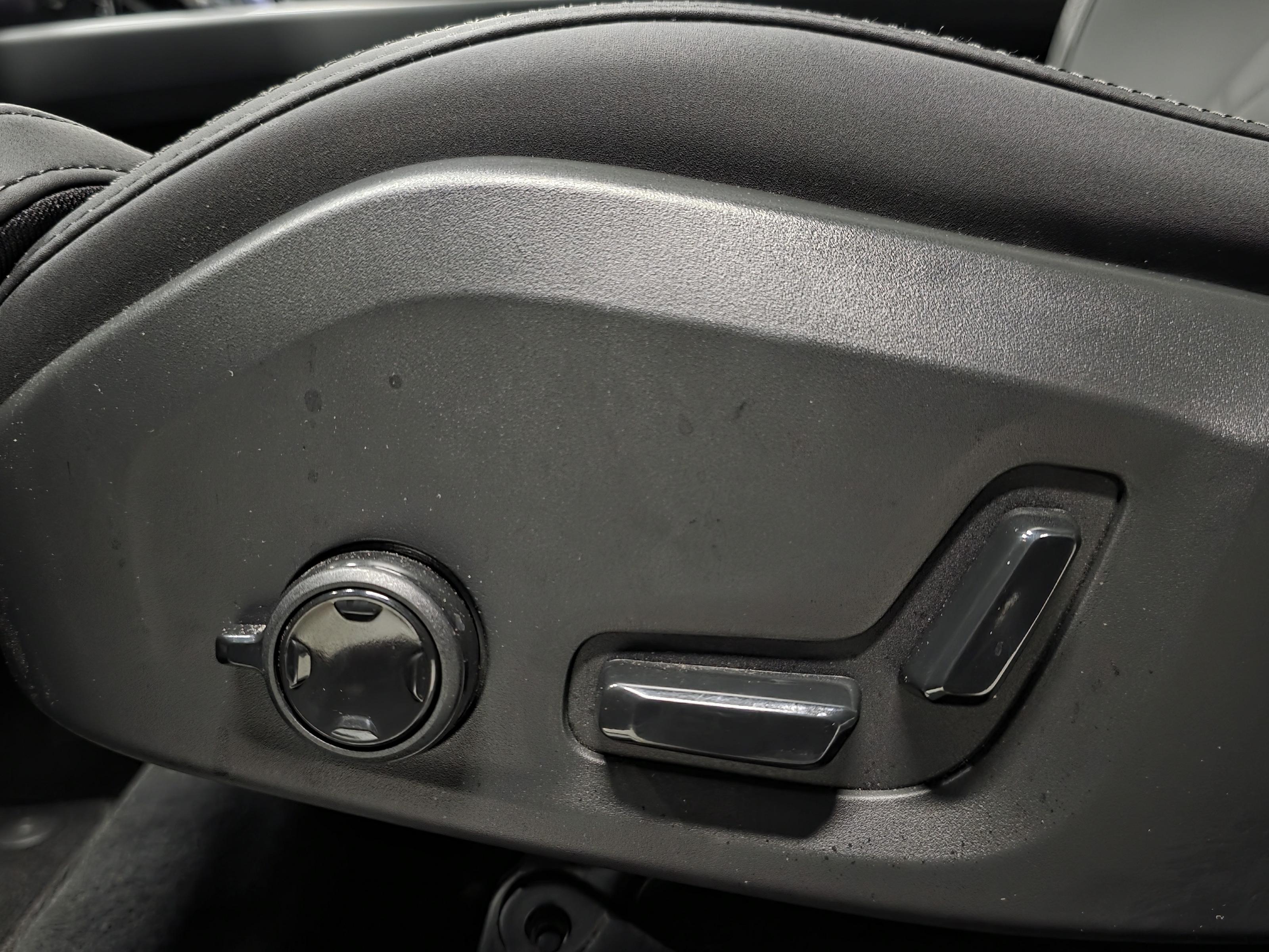 Volvo XC60 16