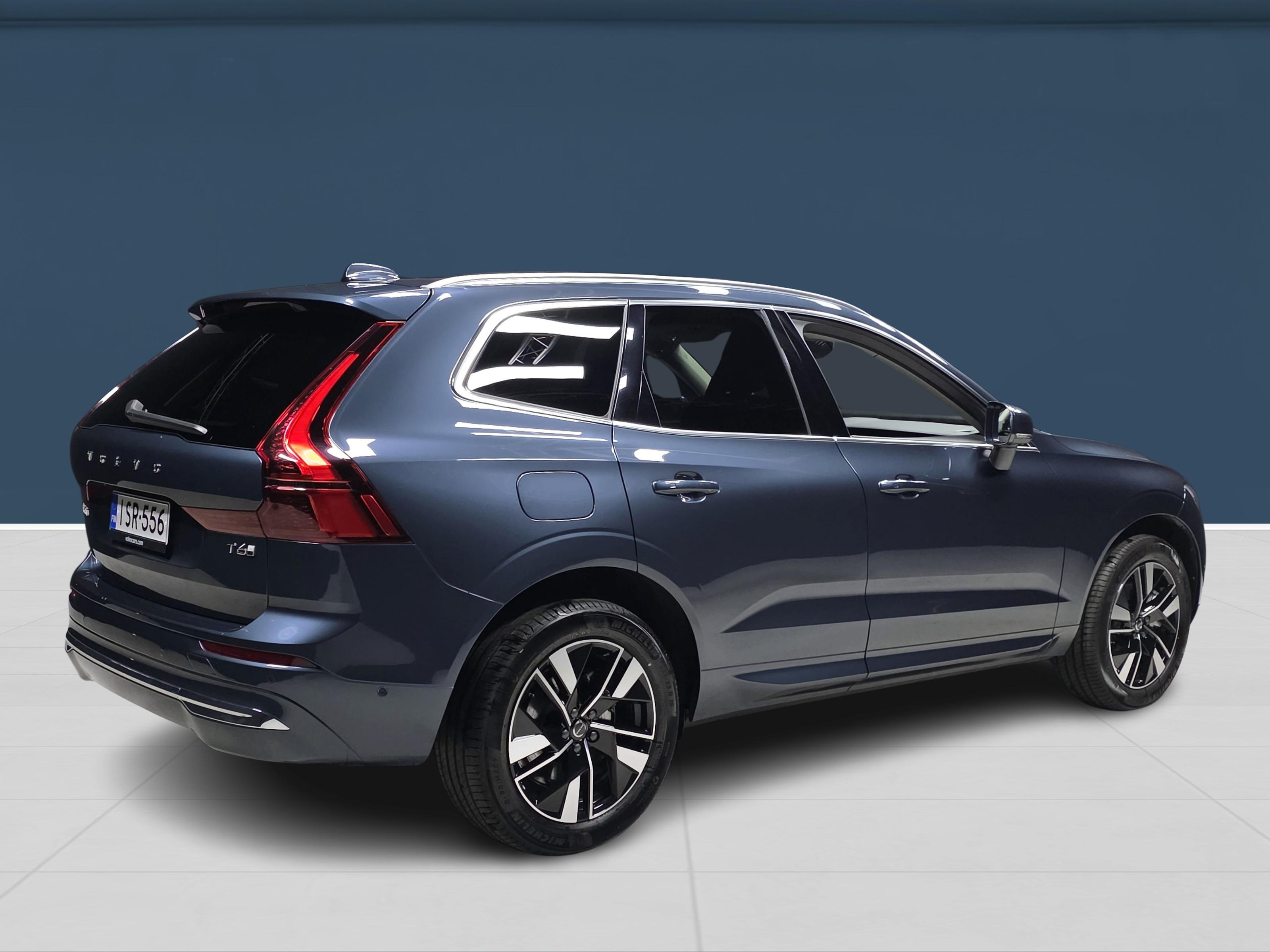 Volvo XC60 4