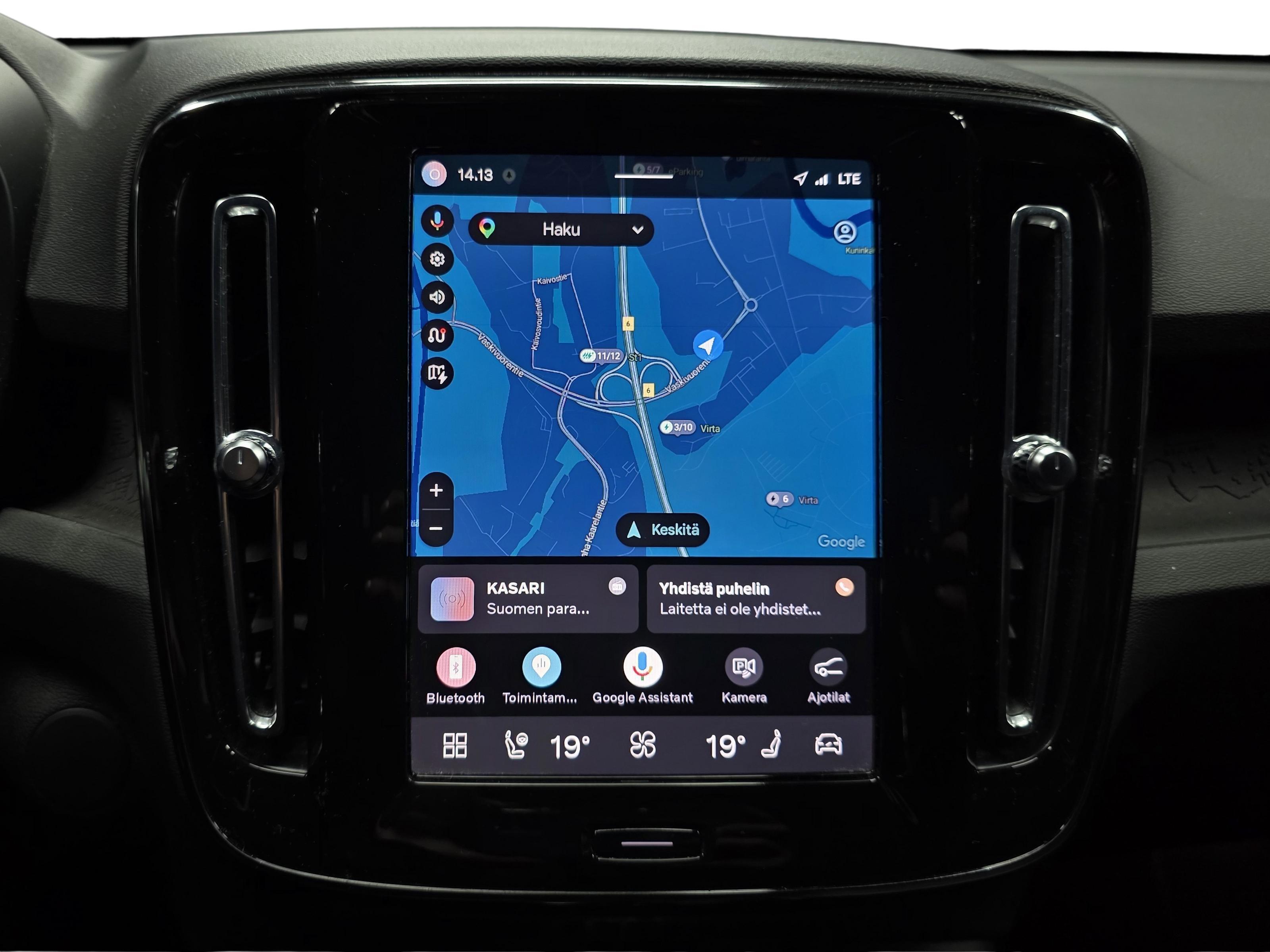 Volvo XC40 13