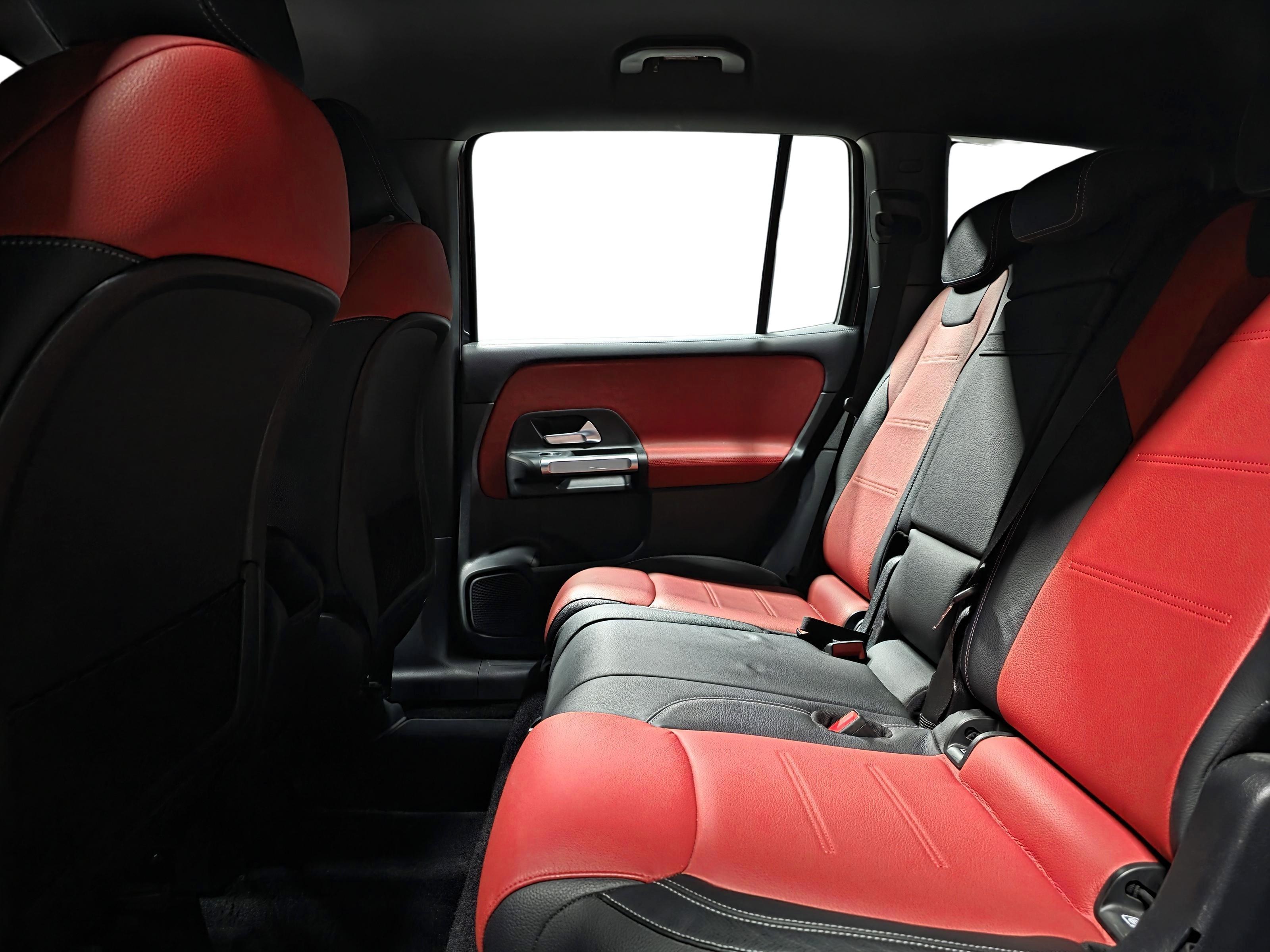 Mercedes-Benz GLB 9