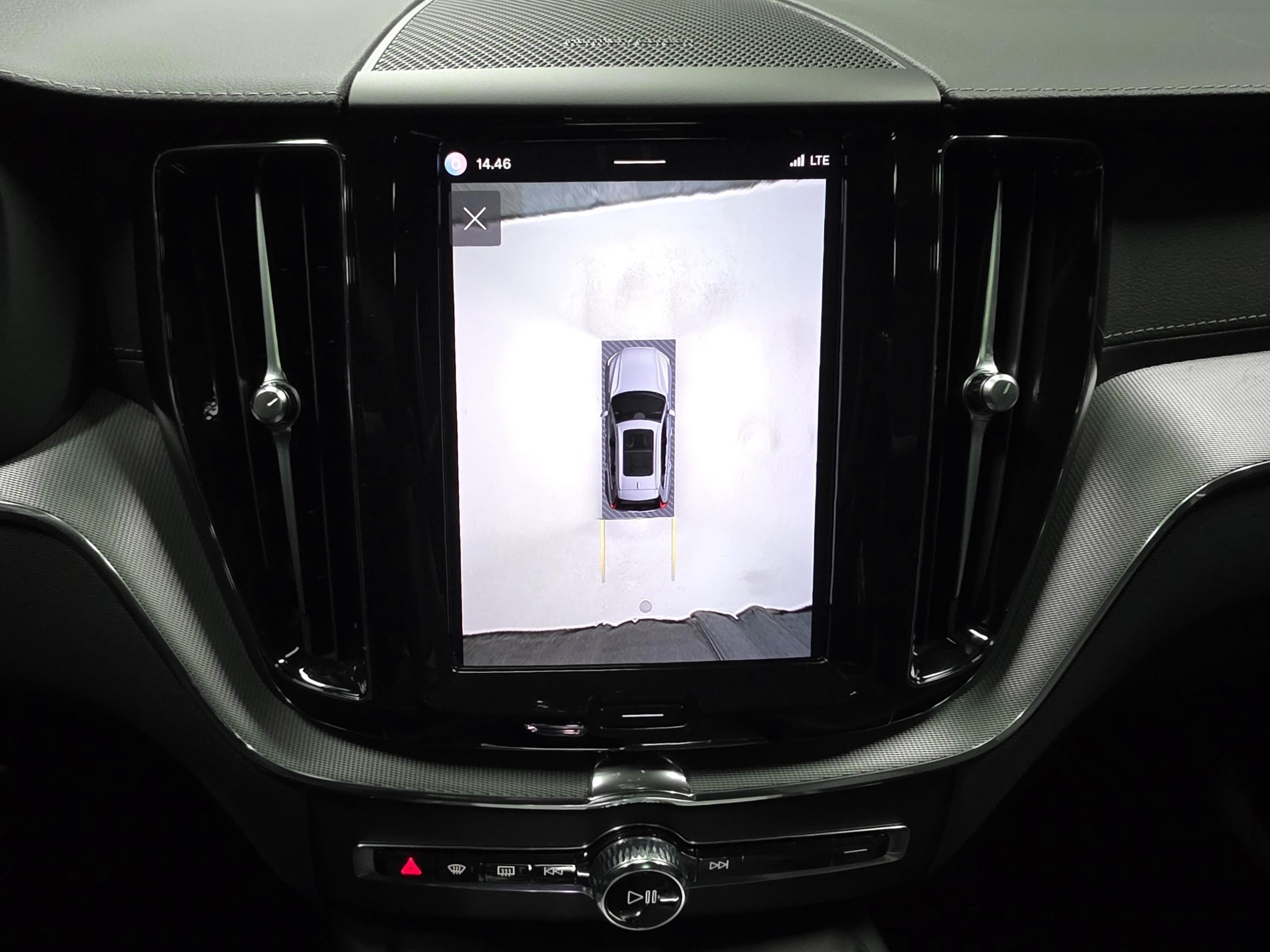 Volvo XC60 13
