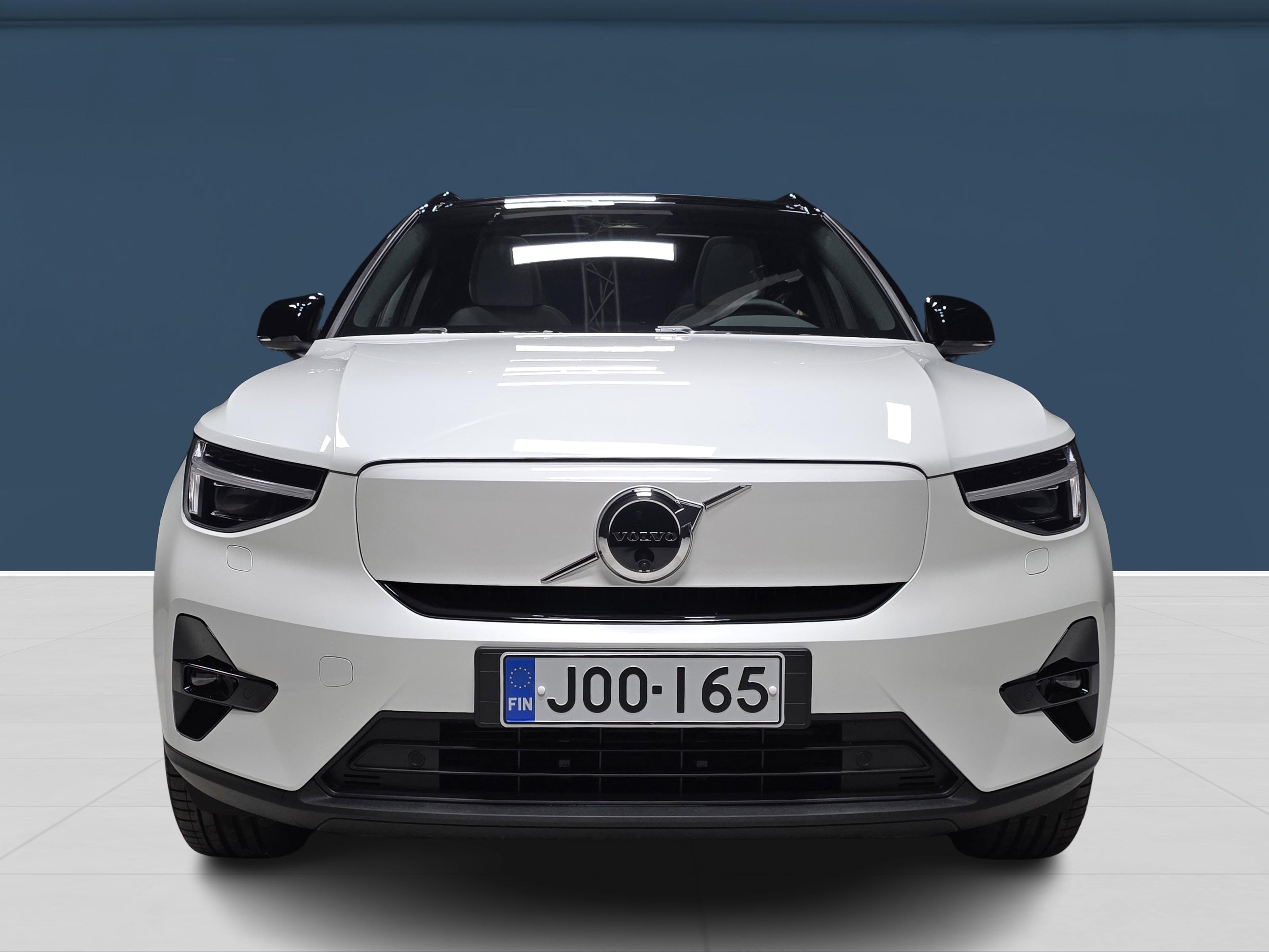 Volvo EX40 2