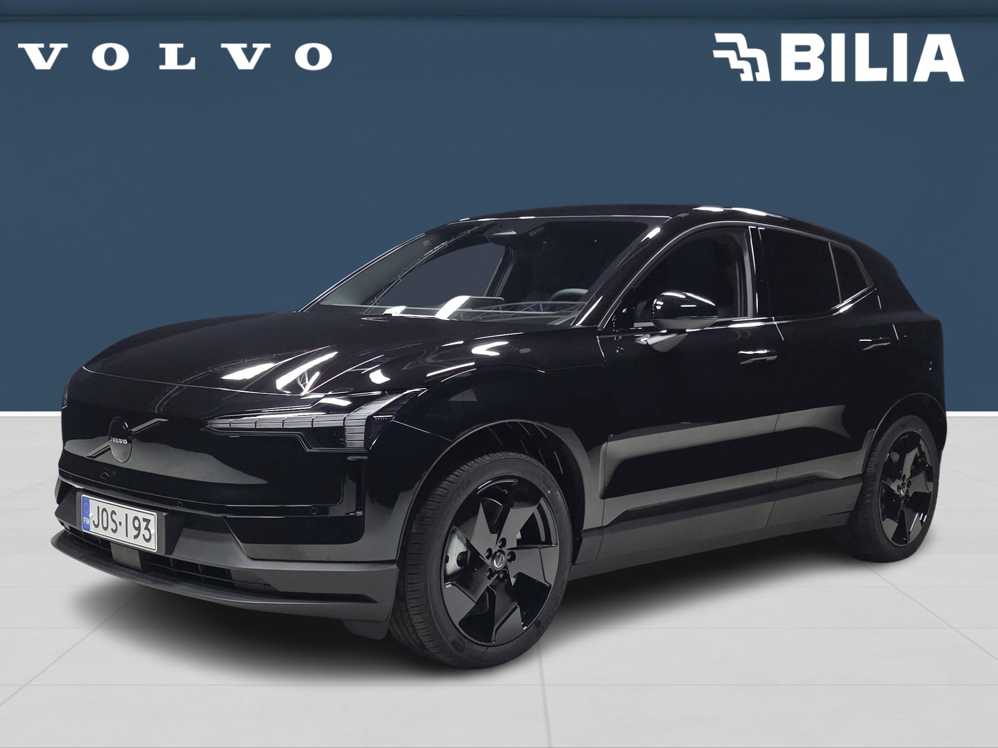Volvo EX30 1