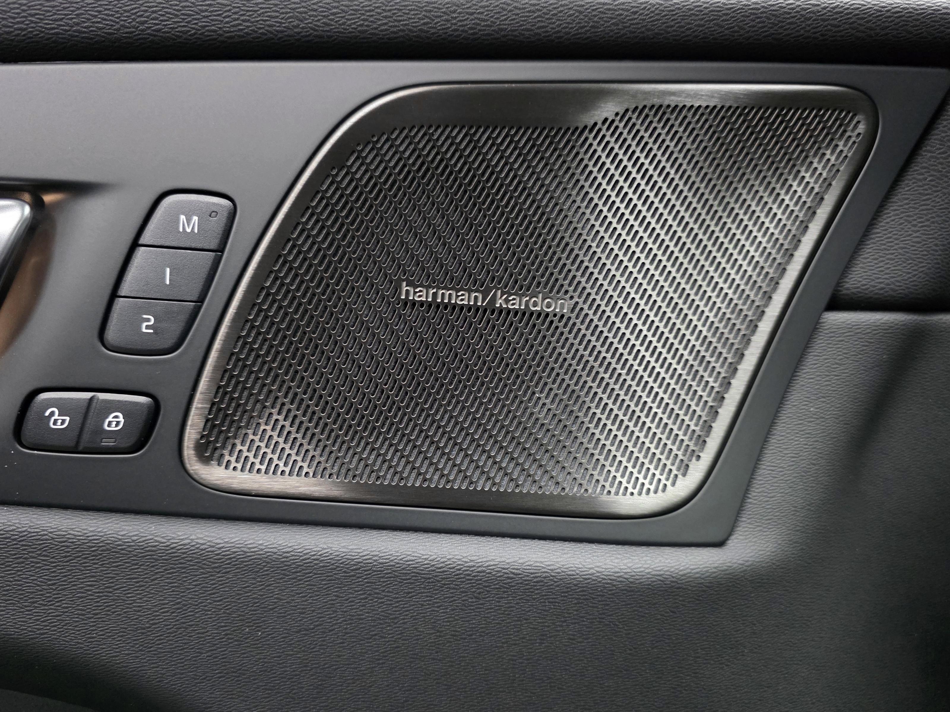 Volvo XC60 14