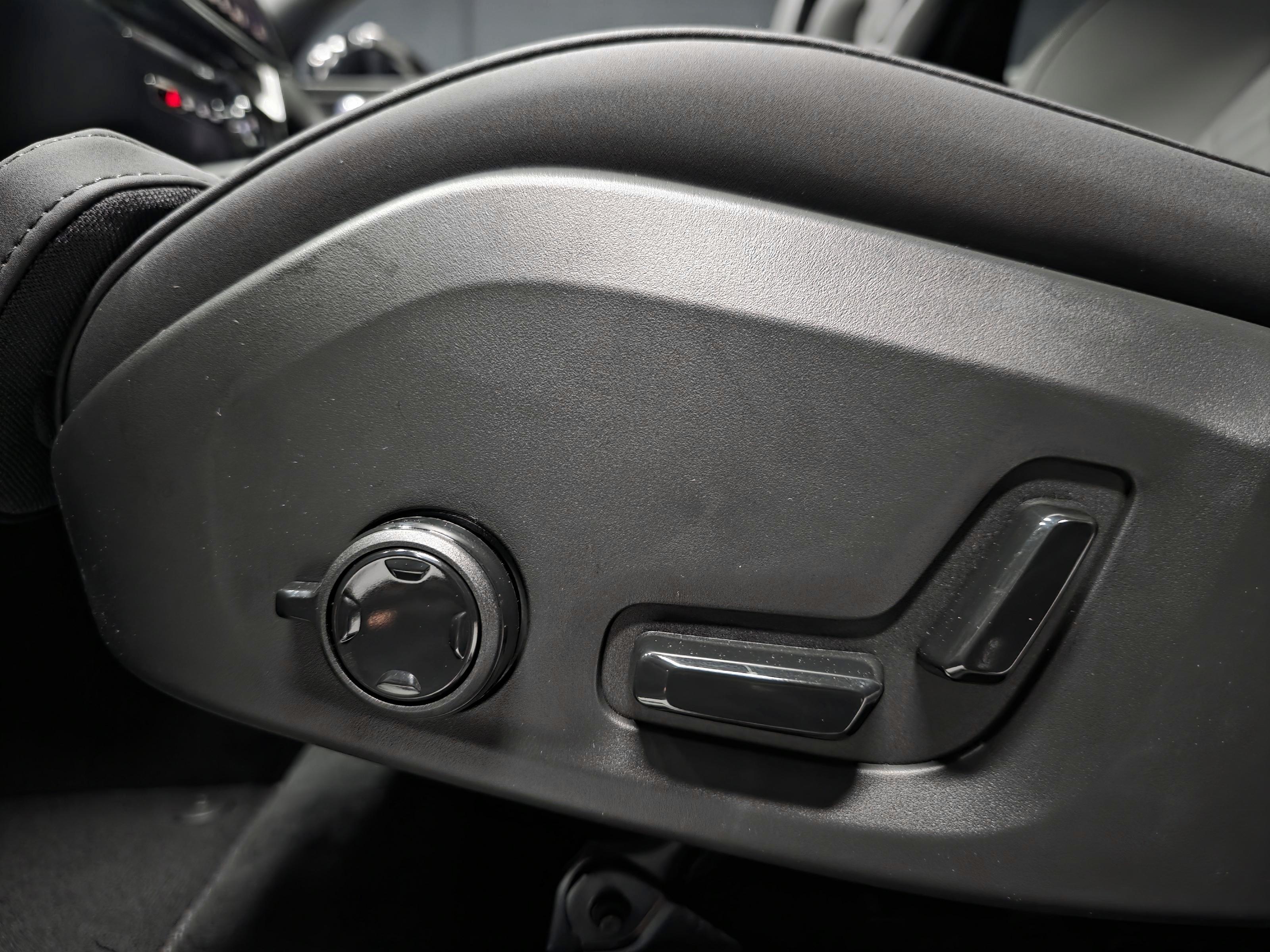 Volvo XC60 15