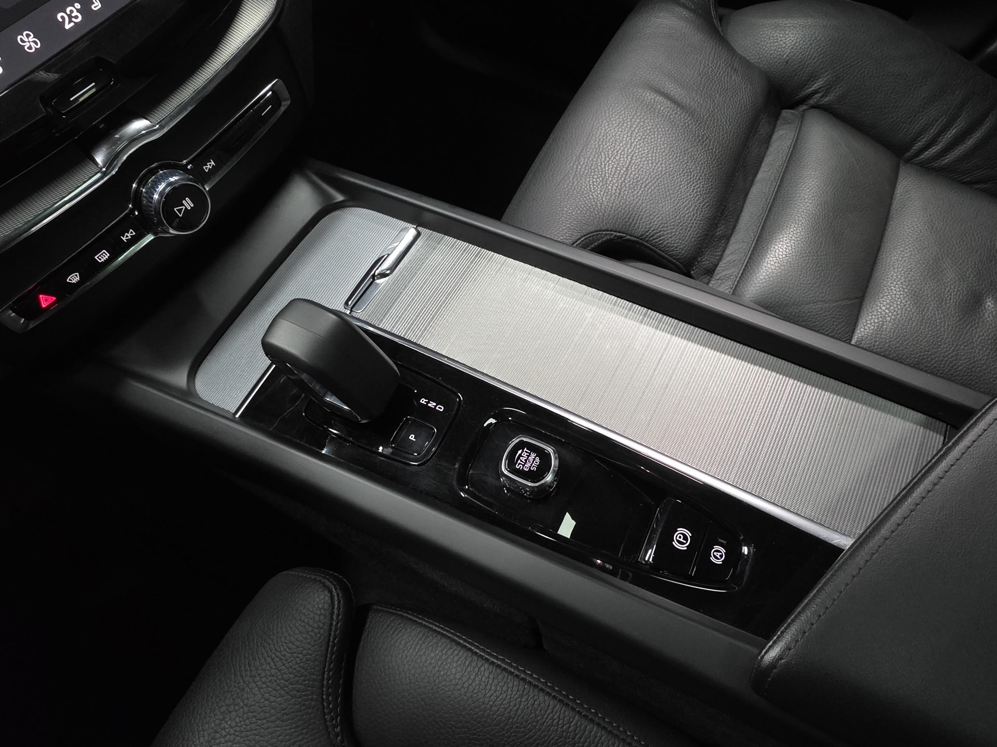 Volvo XC60 14