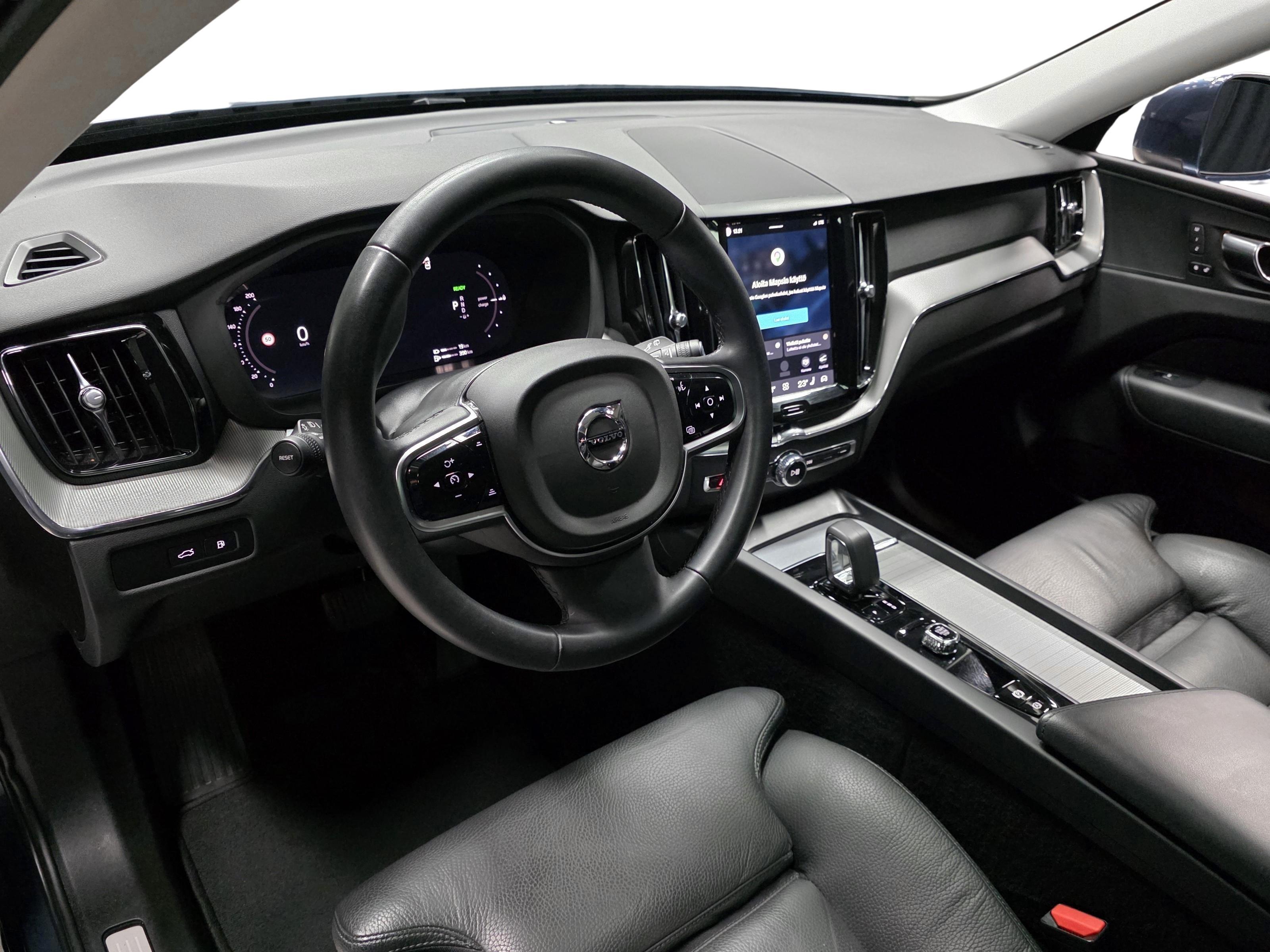 Volvo XC60 8