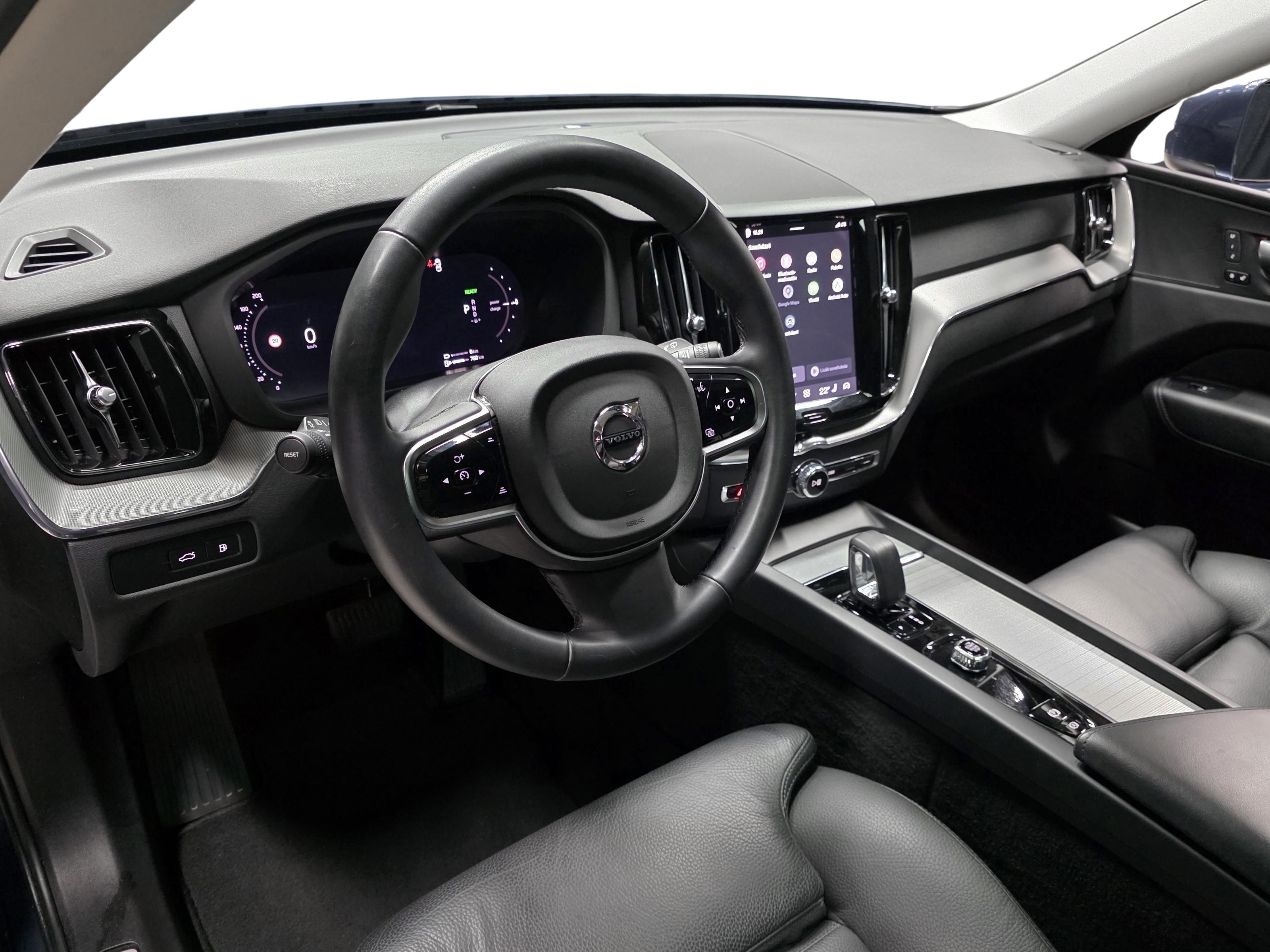 Volvo XC60 8