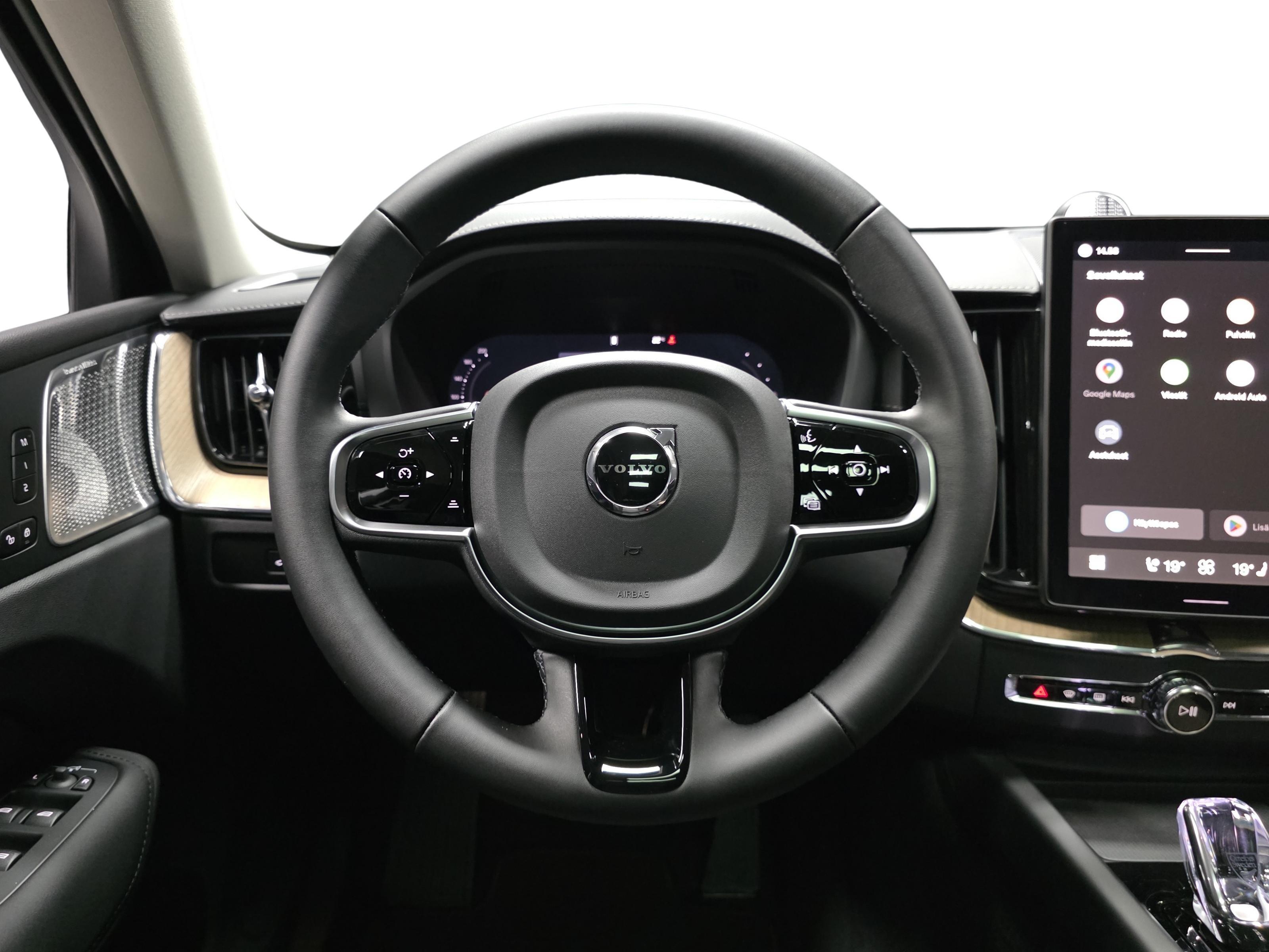Volvo XC60 10