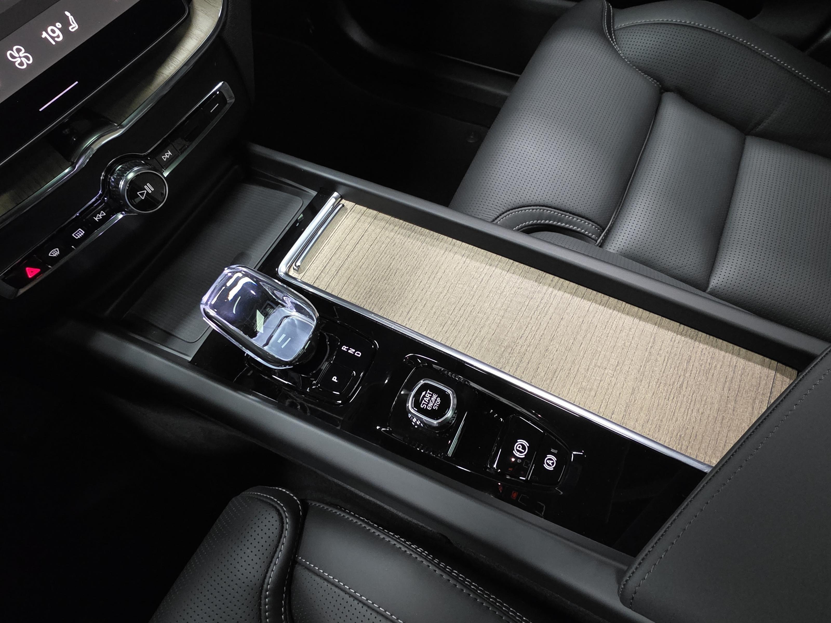 Volvo XC60 13