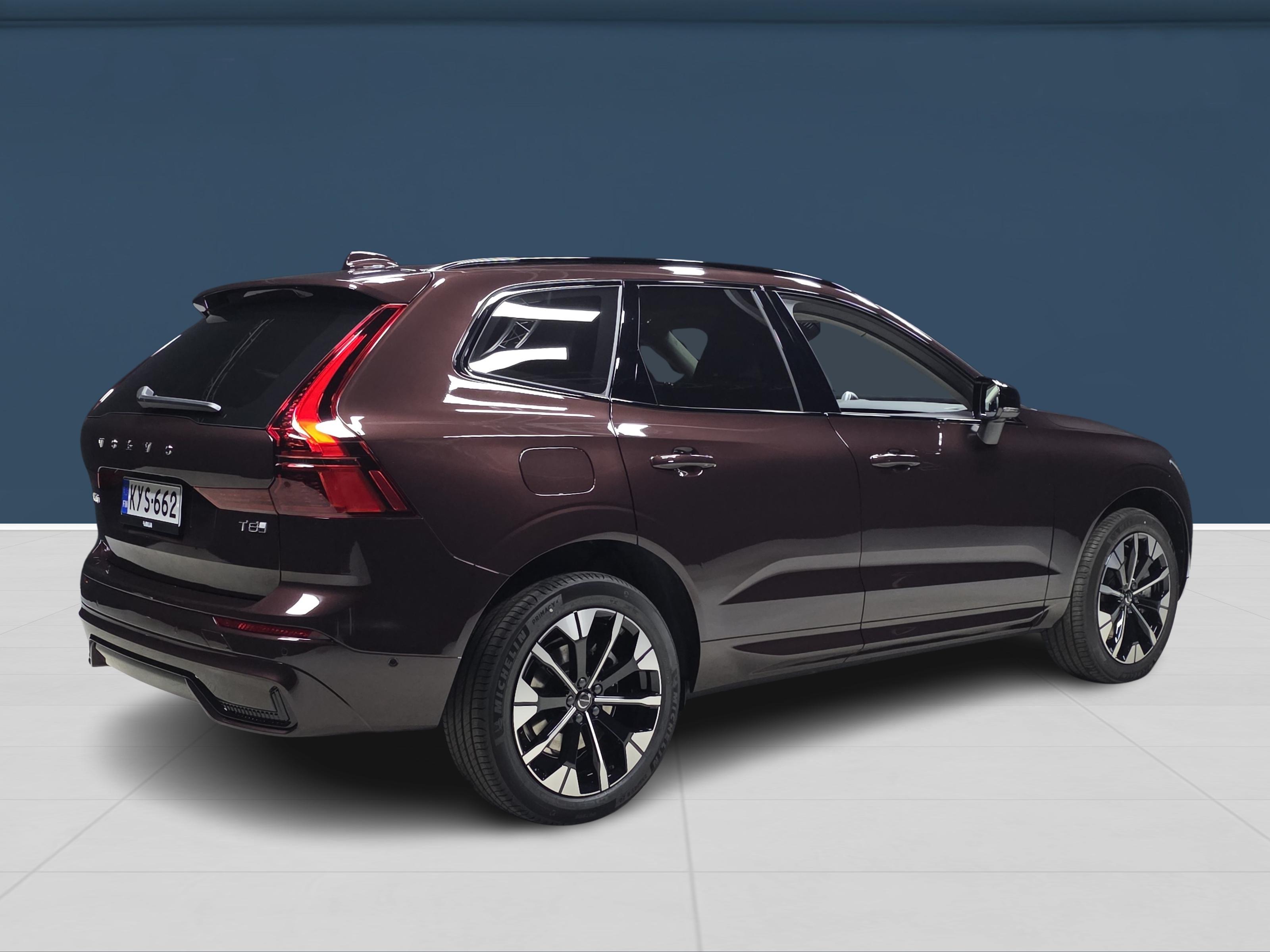 Volvo XC60 4