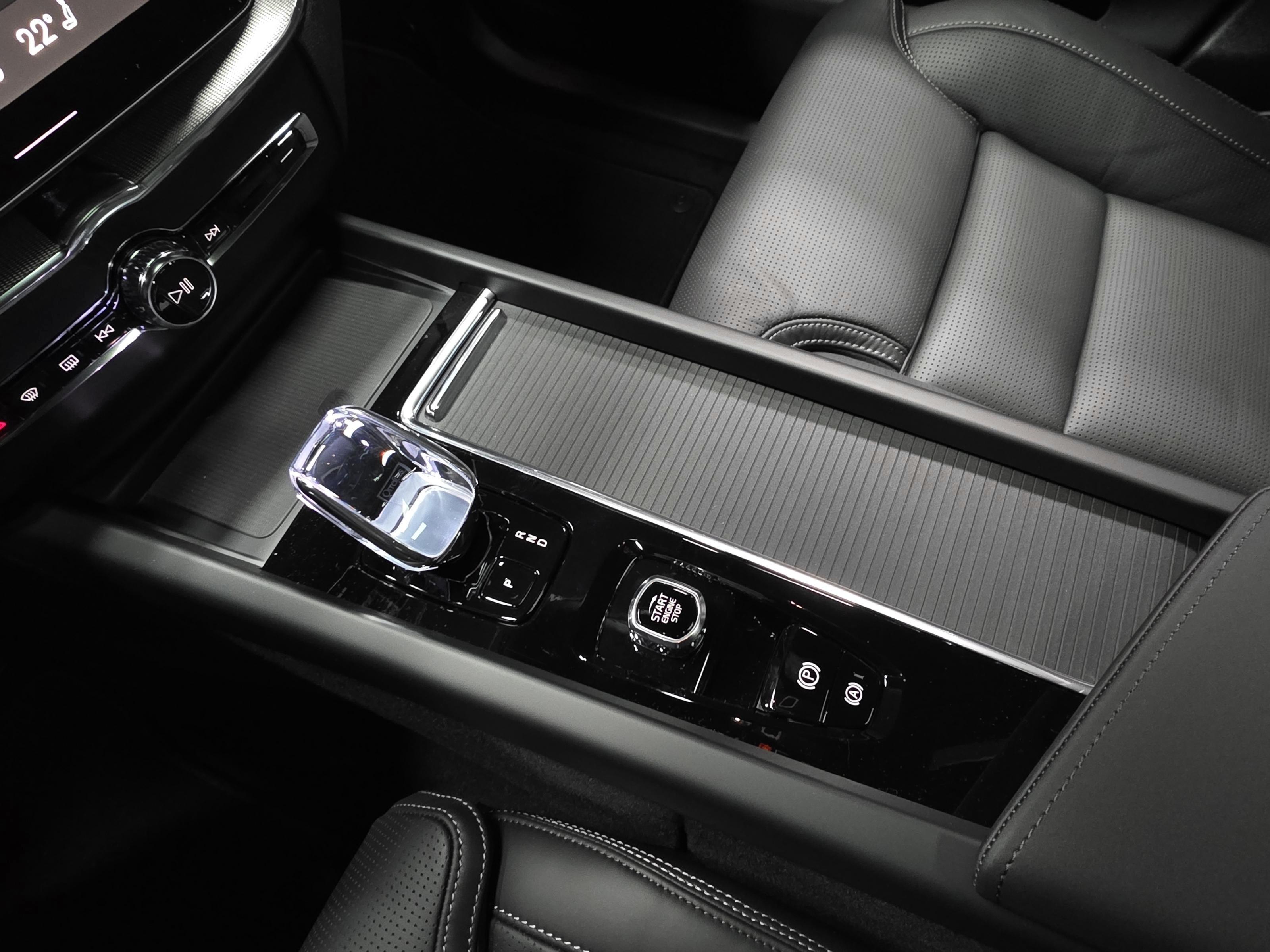 Volvo XC60 13
