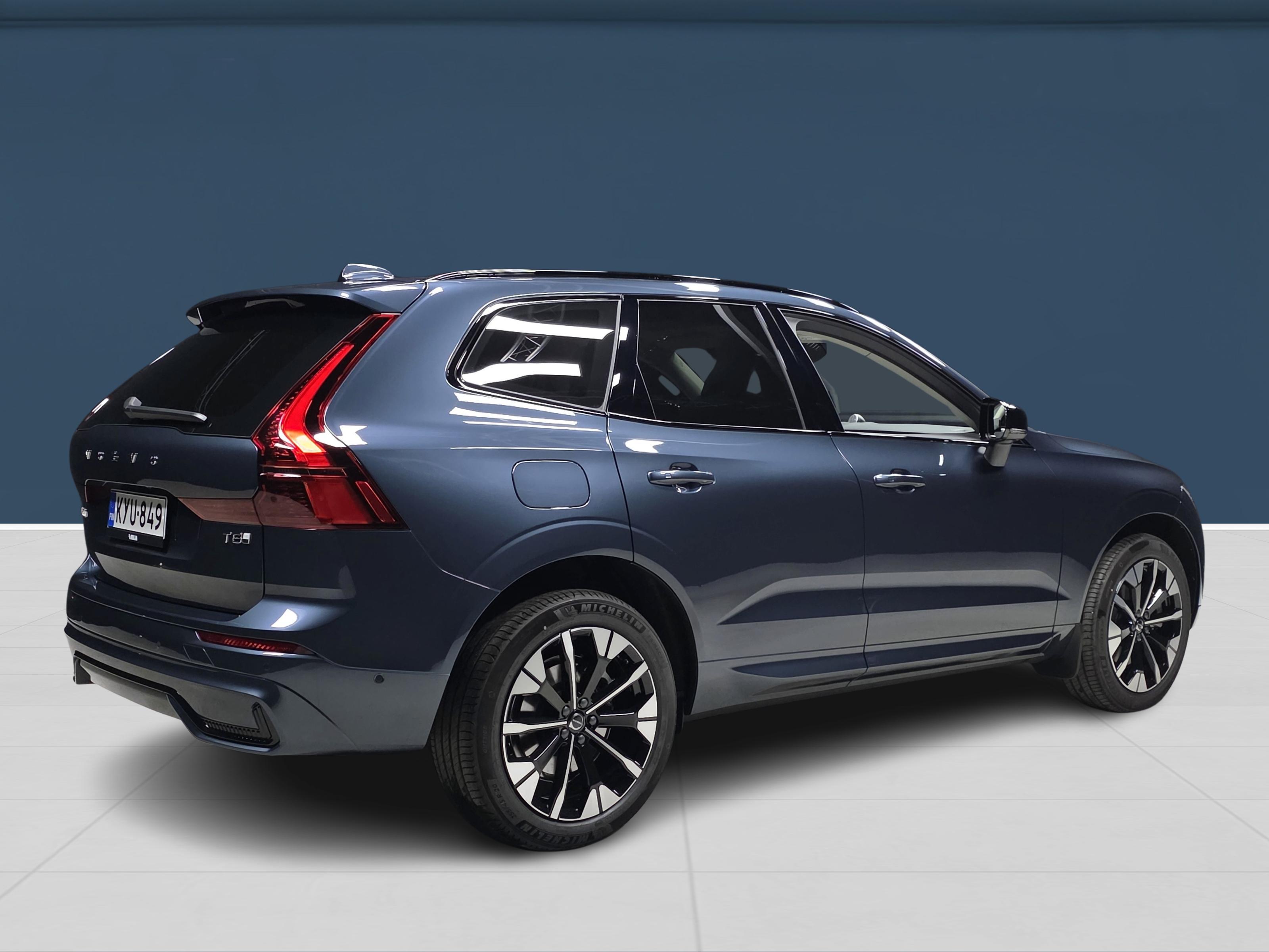 Volvo XC60 4