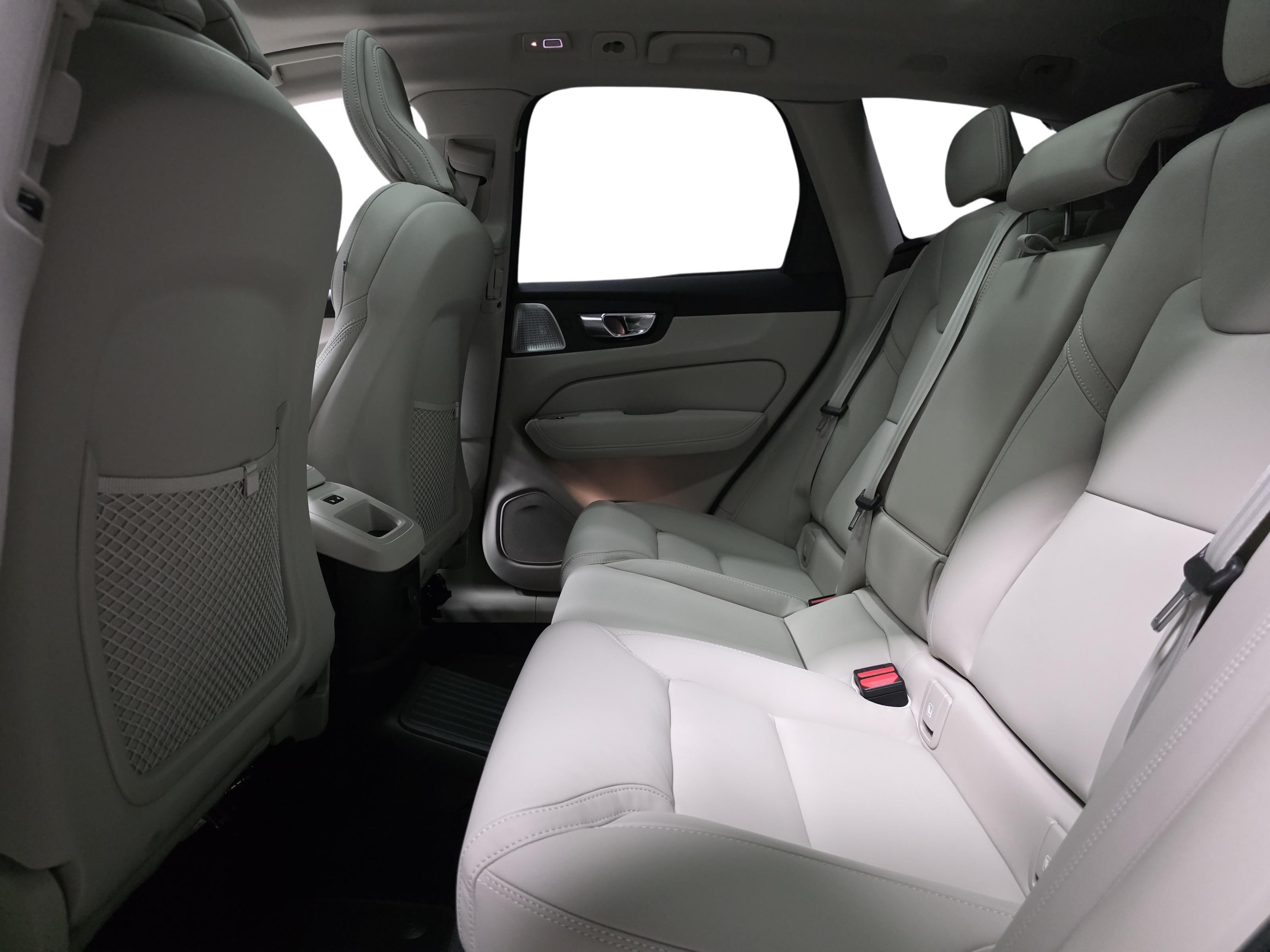 Volvo XC60 9
