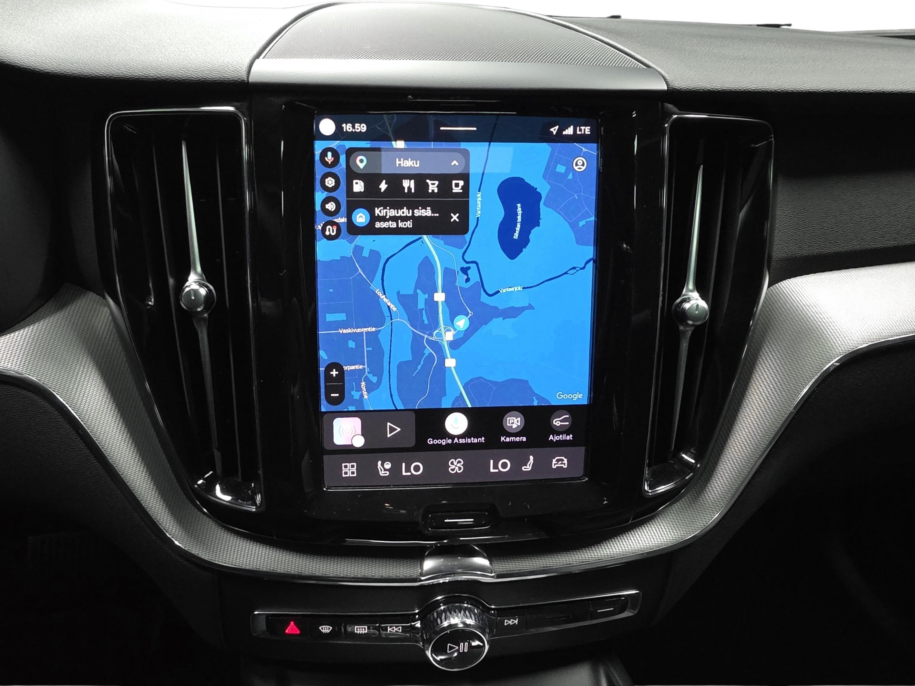 Volvo XC60 13