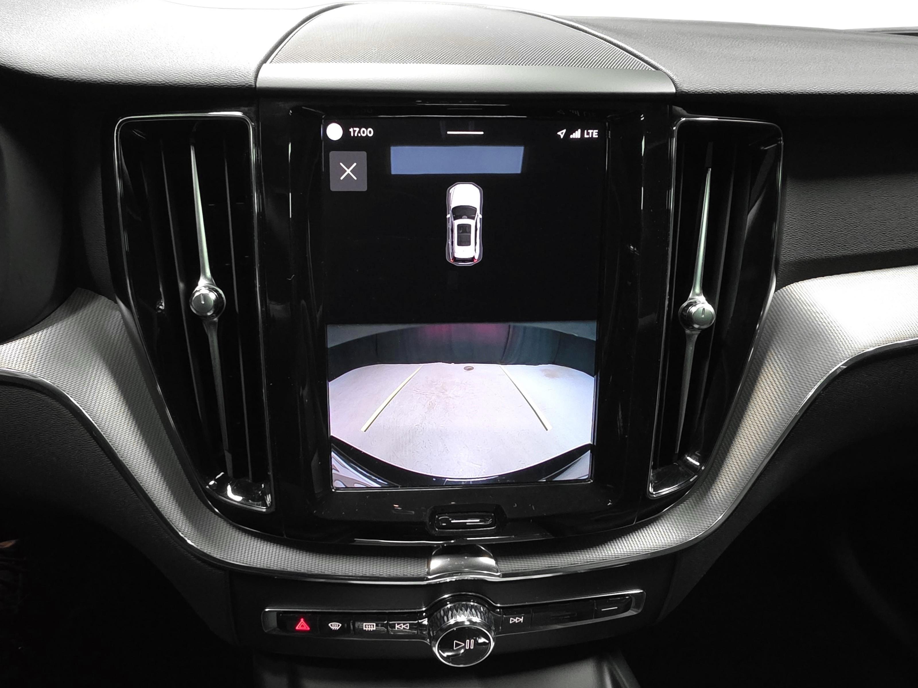 Volvo XC60 14