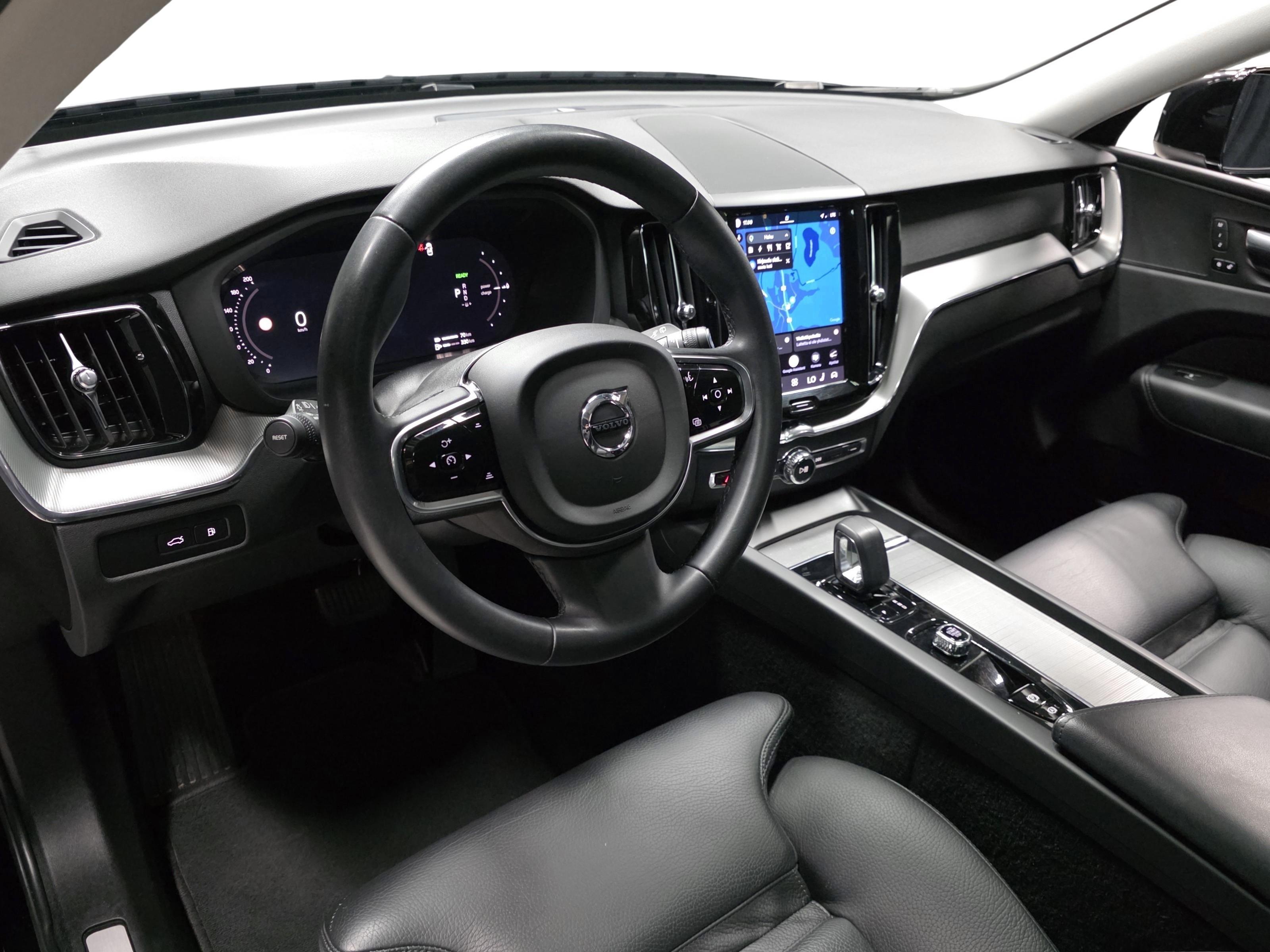 Volvo XC60 8