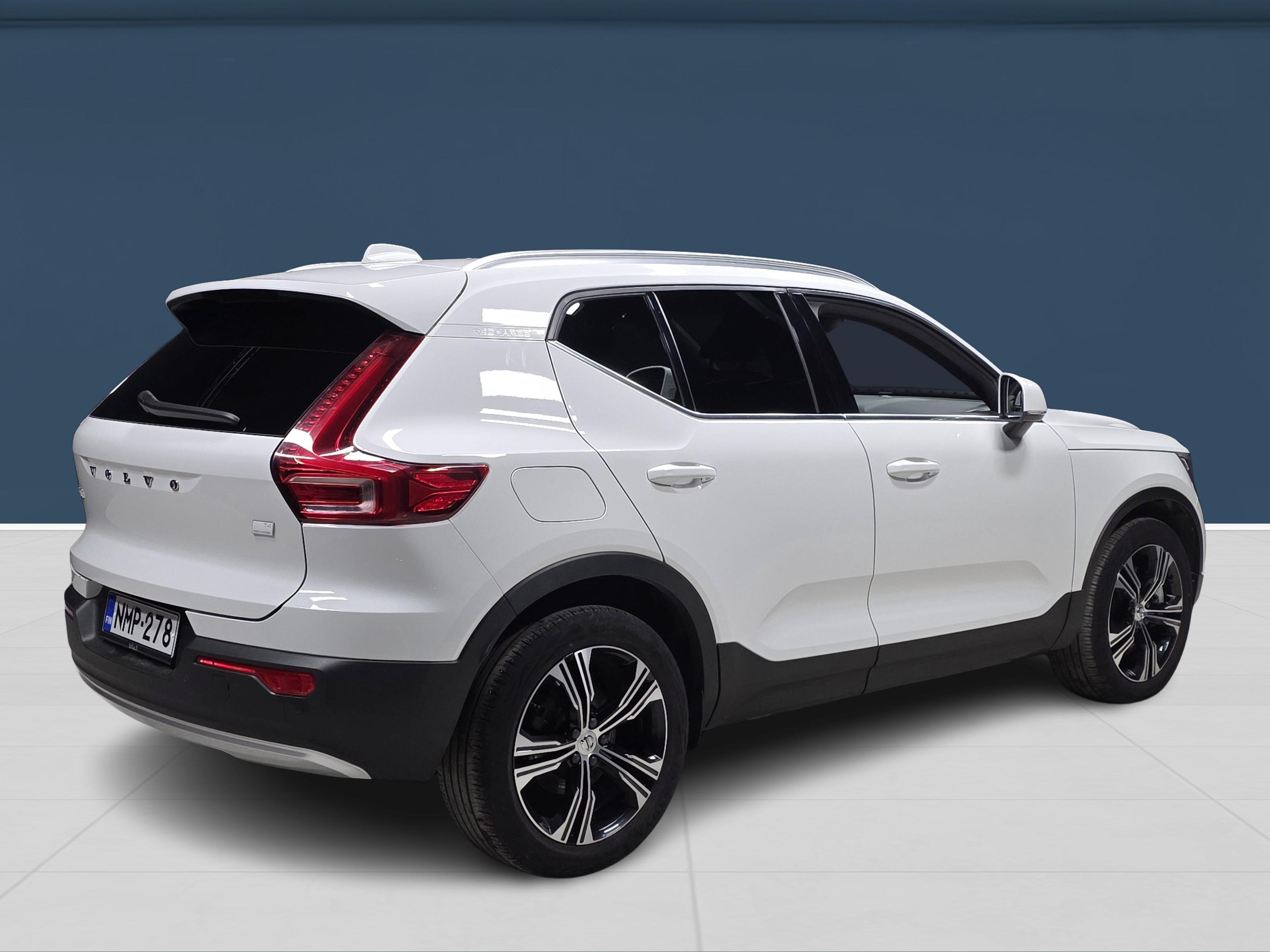 Volvo XC40 4