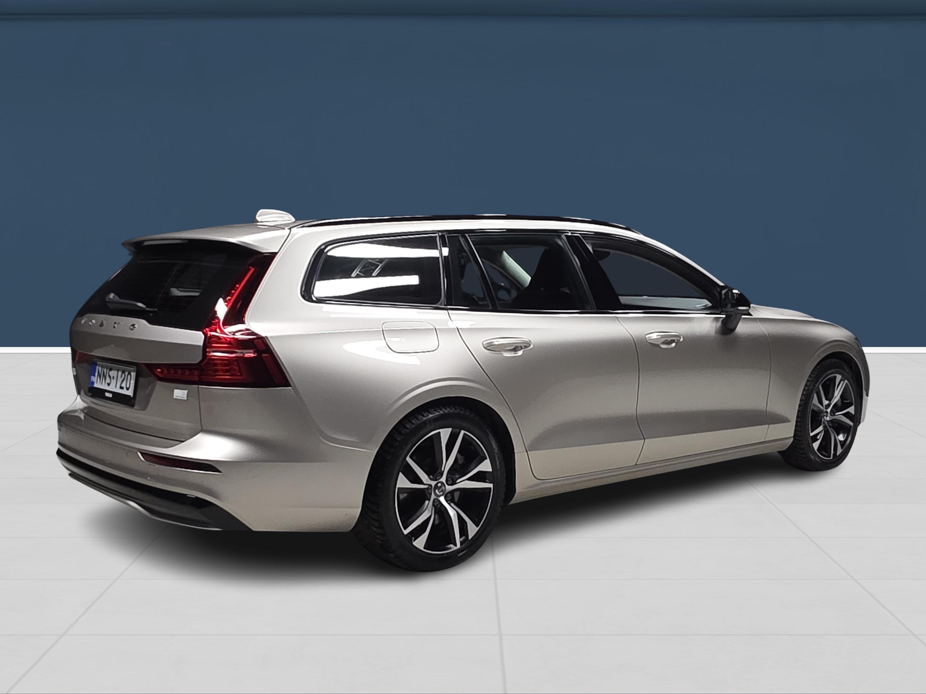 Volvo V60 4