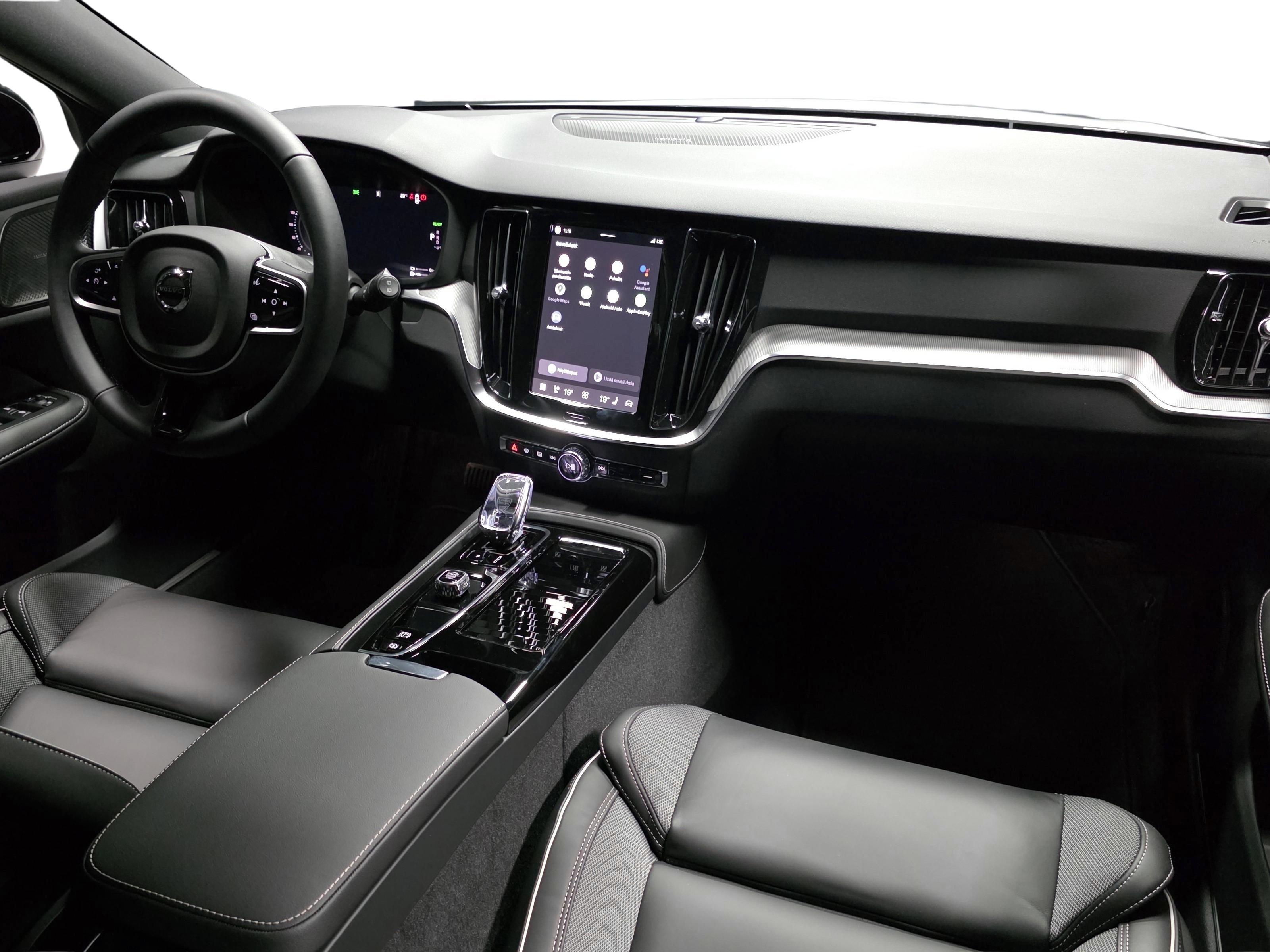 Volvo V60 16