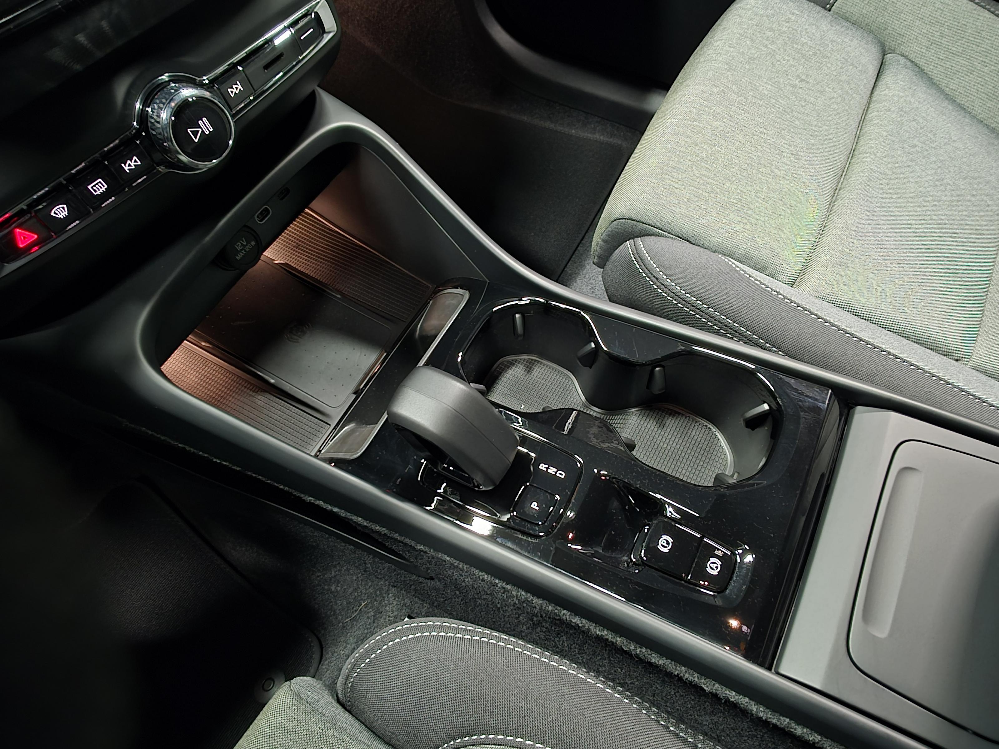 Volvo XC40 13