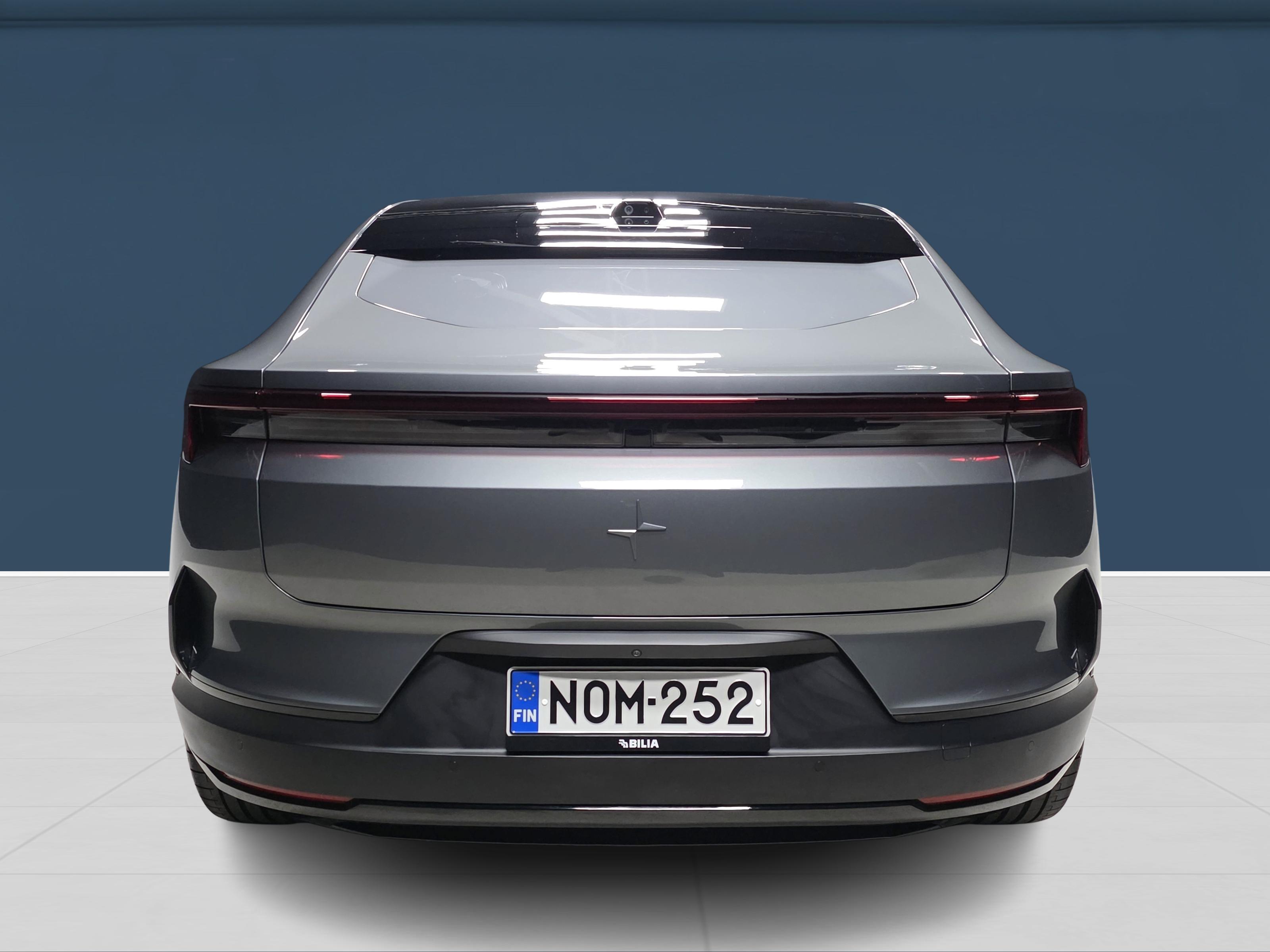 Polestar 4 5