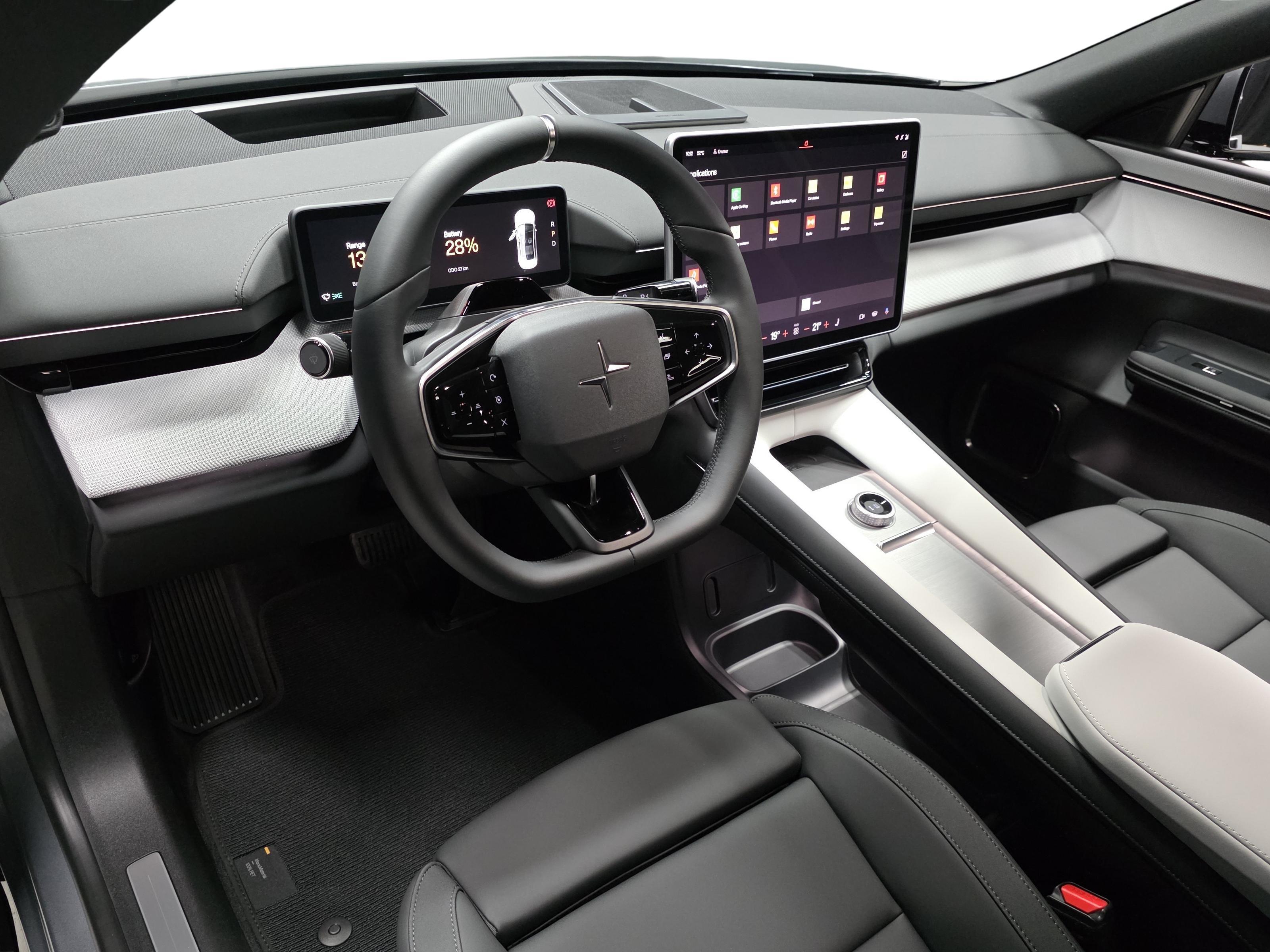 Polestar 4 8