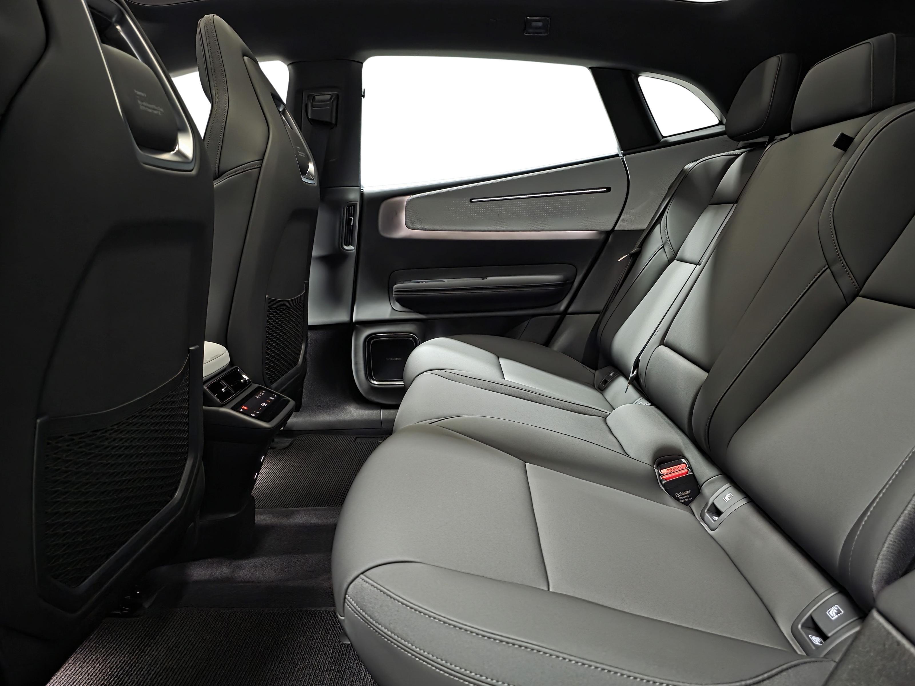 Polestar 4 9