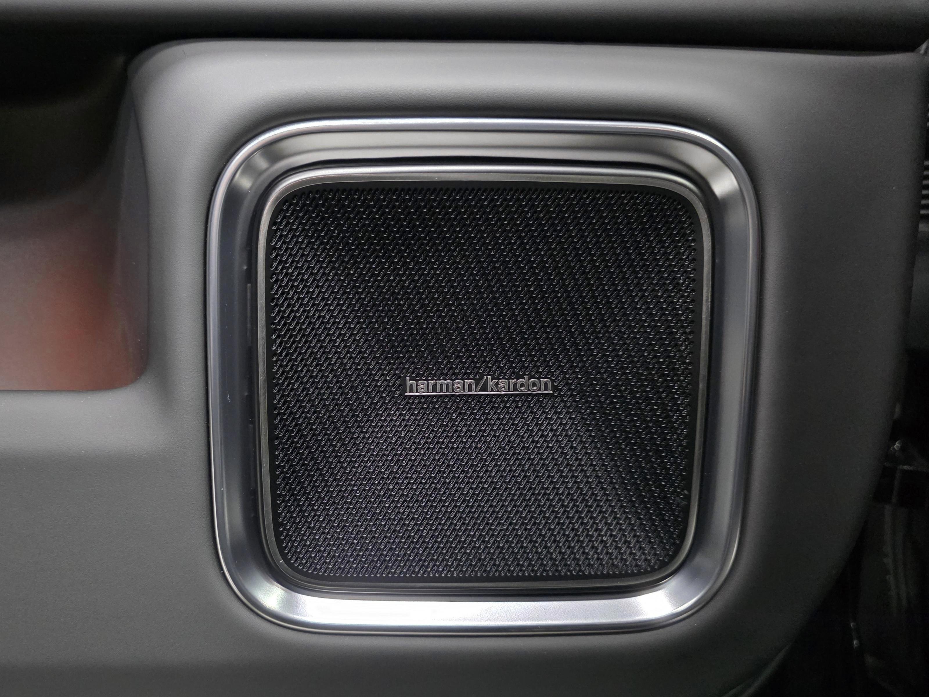 Polestar 4 16
