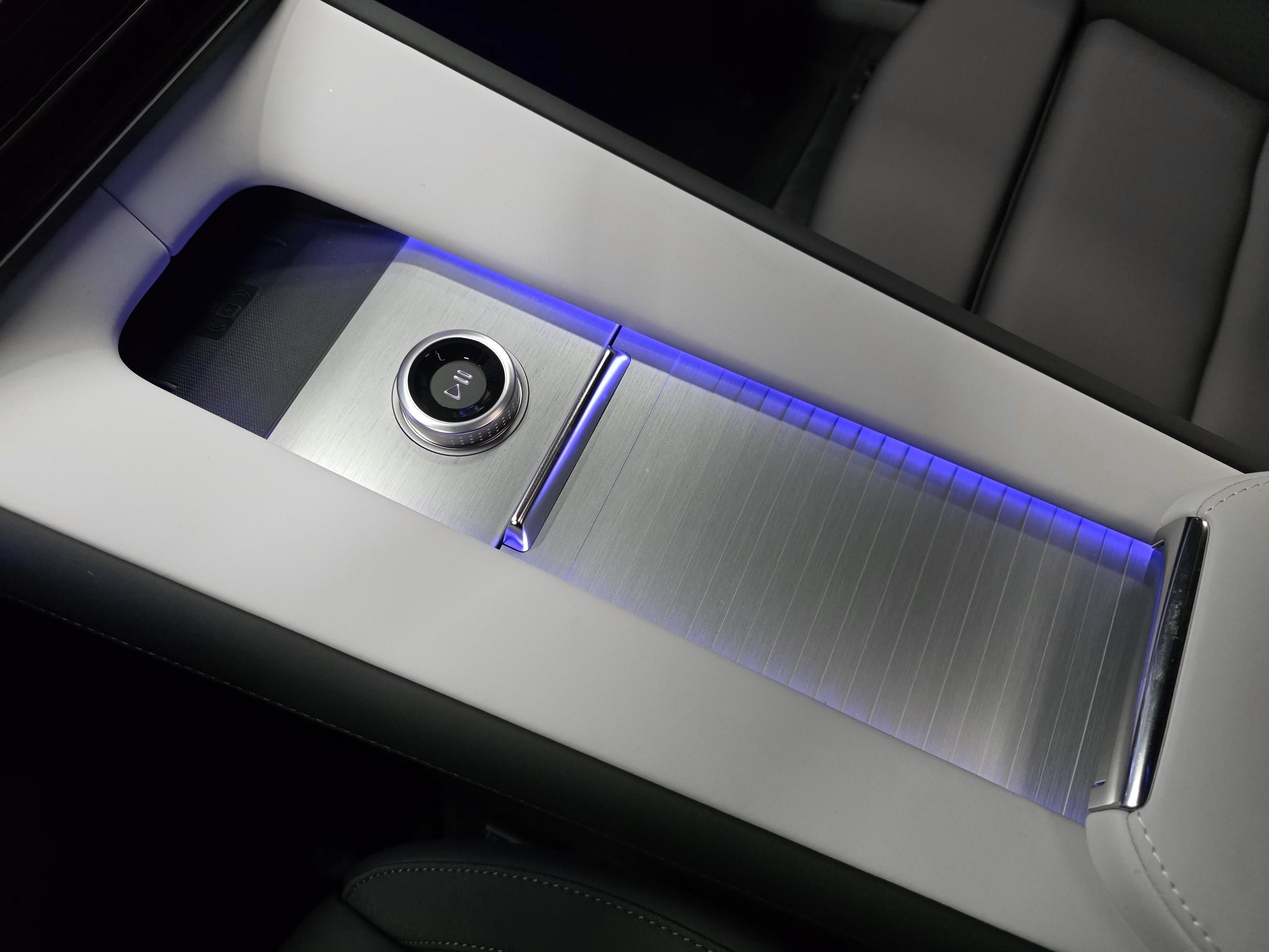 Polestar 4 14