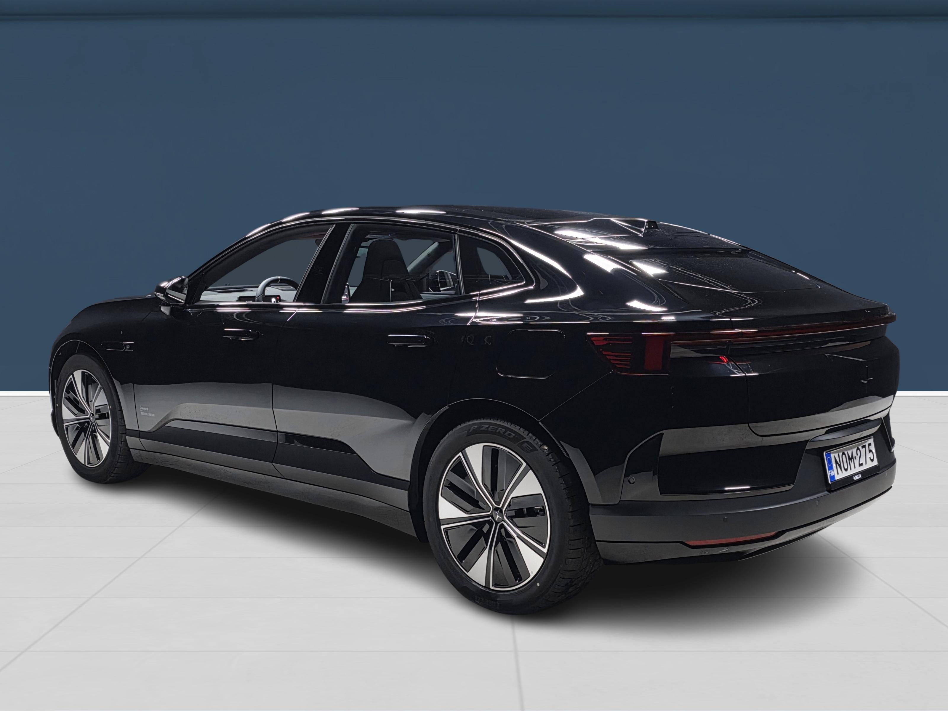 Polestar 4 6