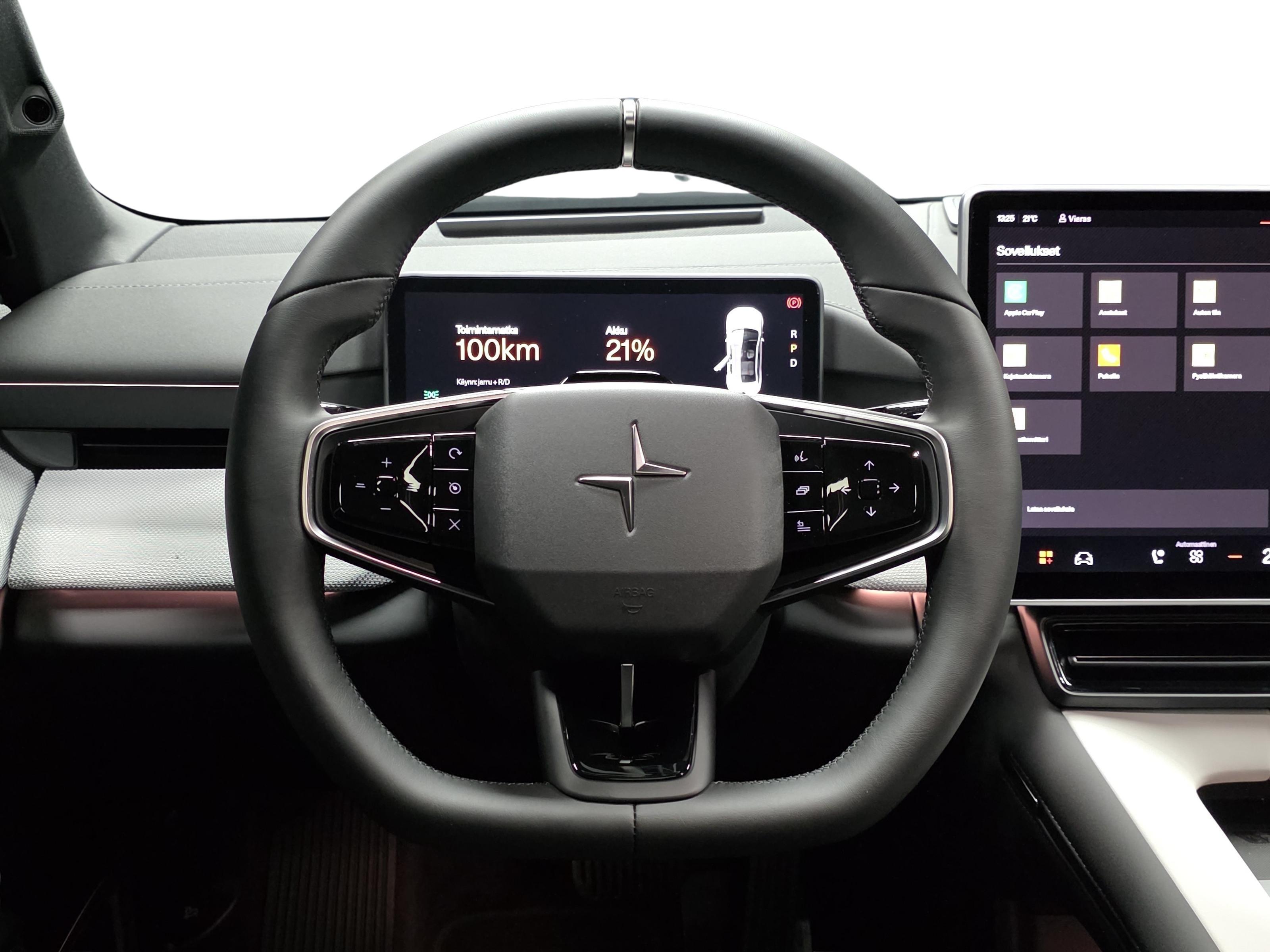 Polestar 4 10