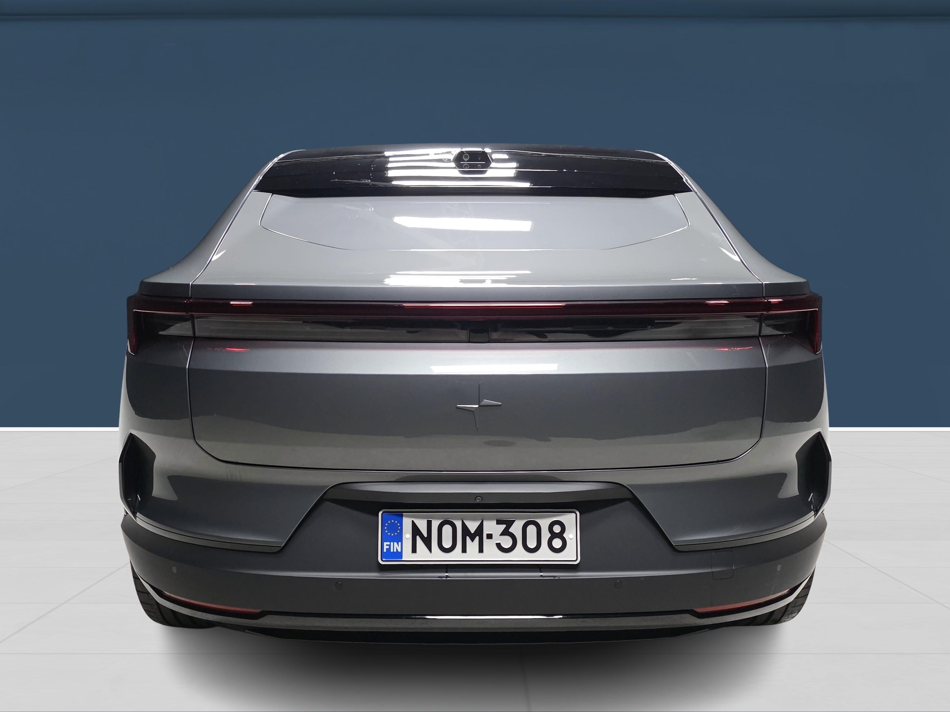 Polestar 4 5