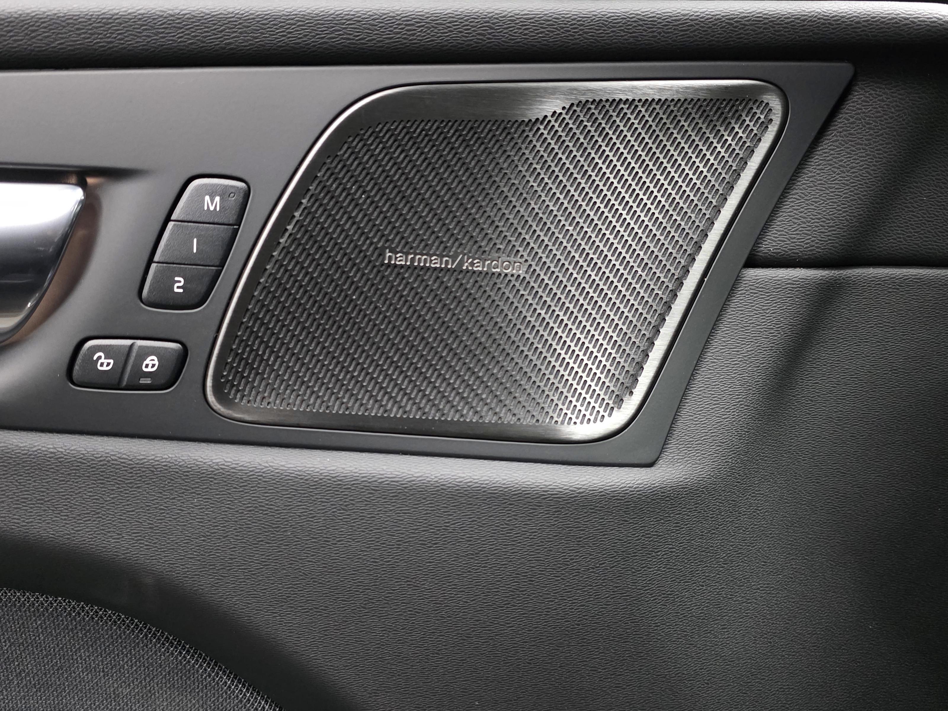 Volvo XC60 14